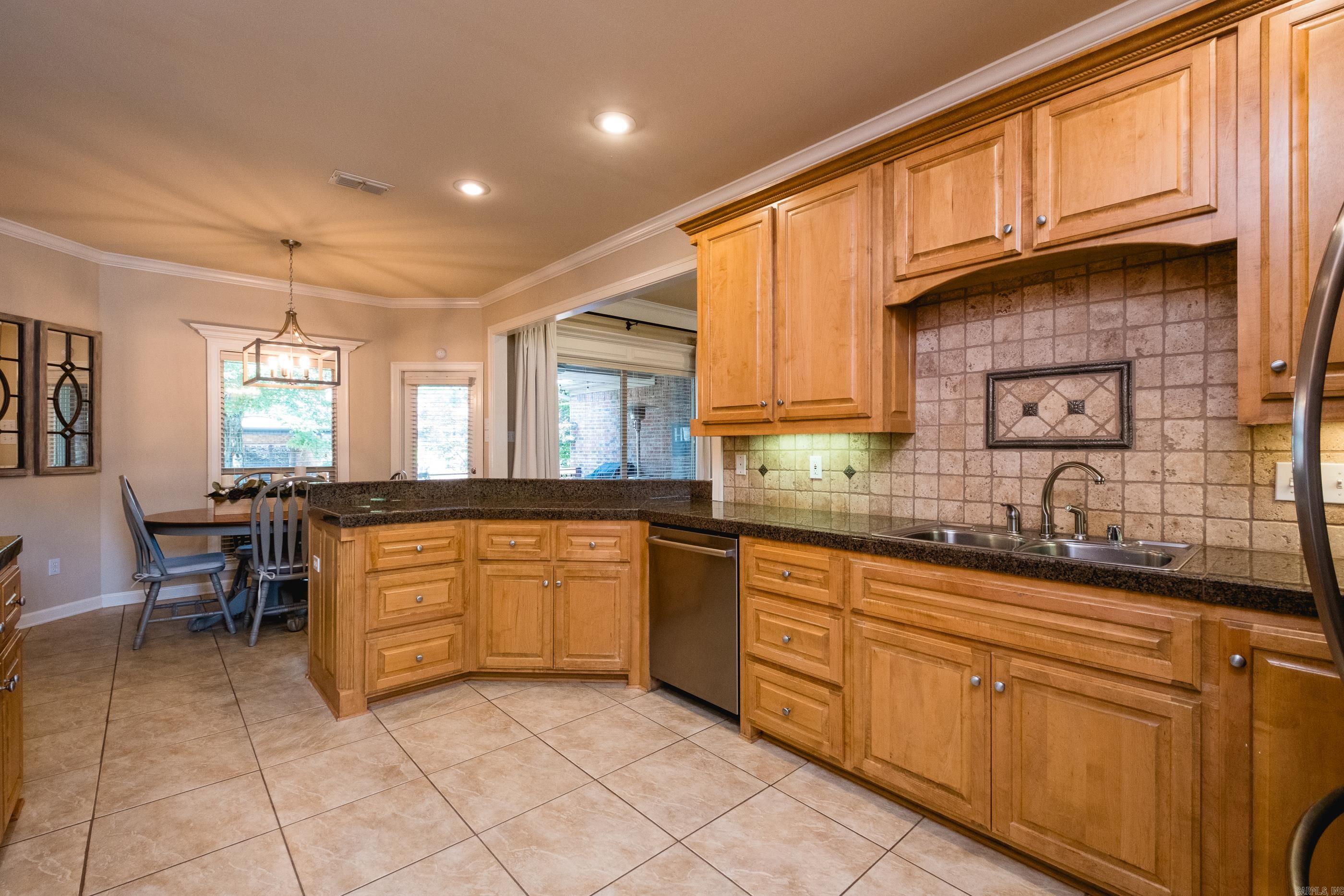 MADISON VALLEY - Residential