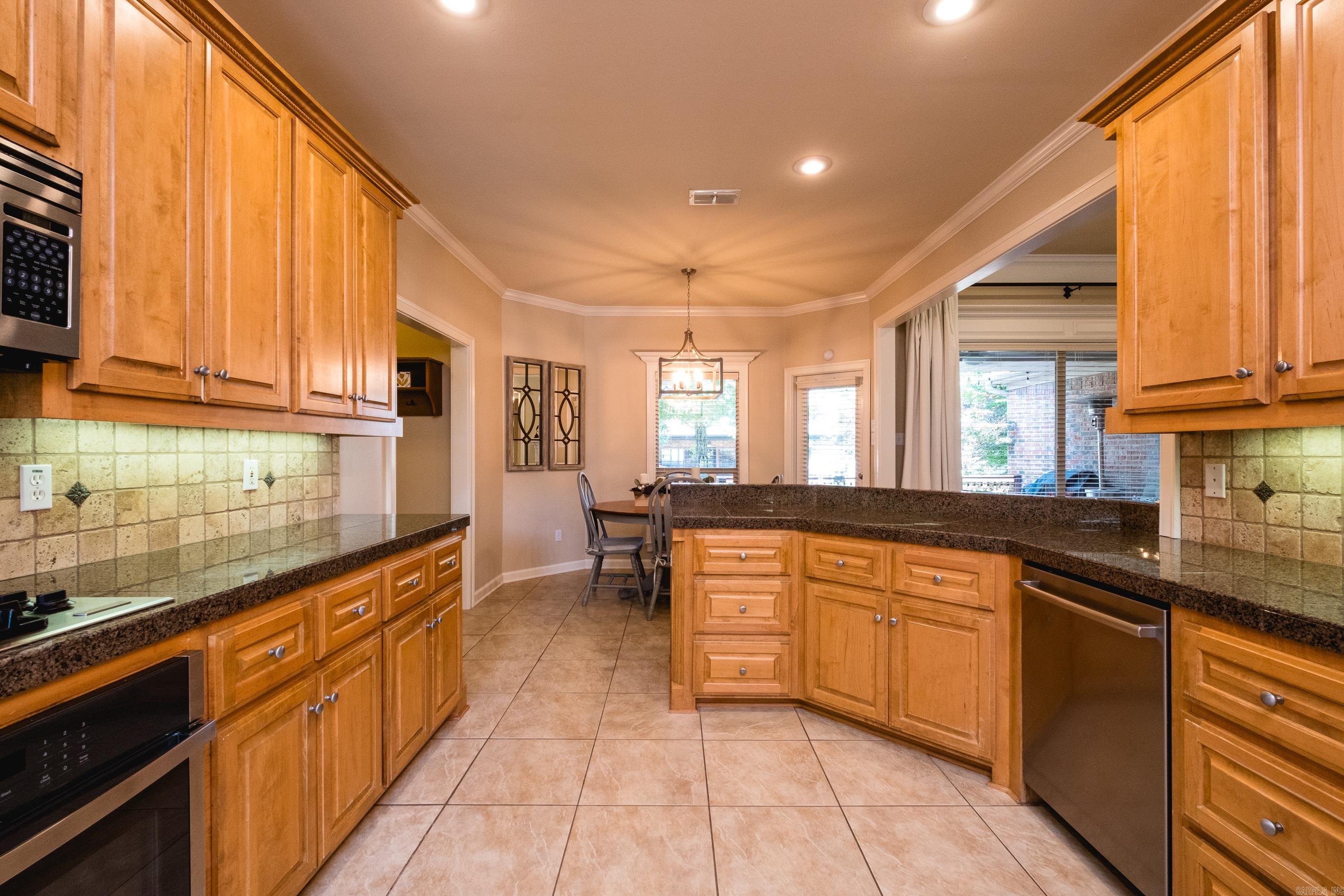 MADISON VALLEY - Residential