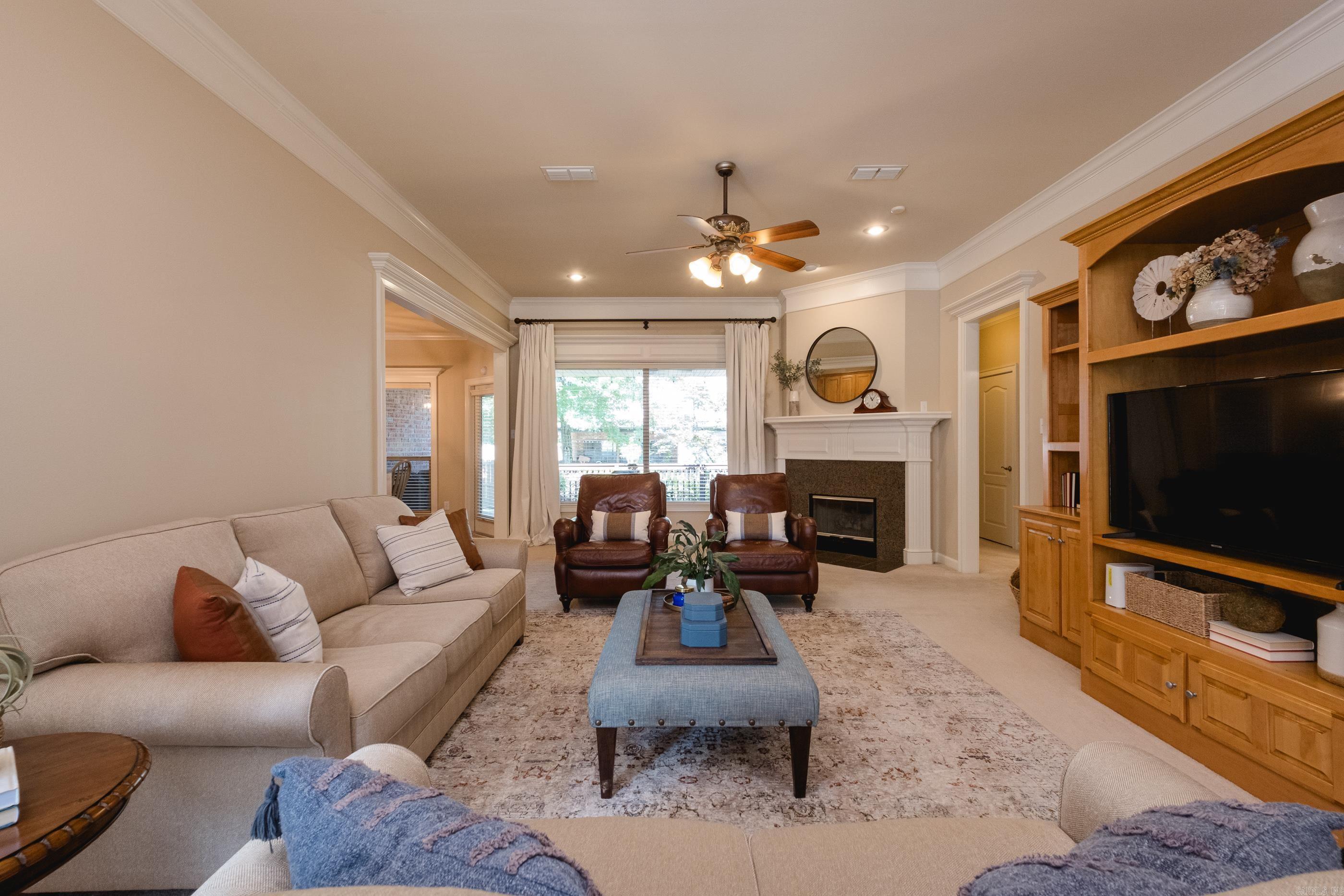 MADISON VALLEY - Residential