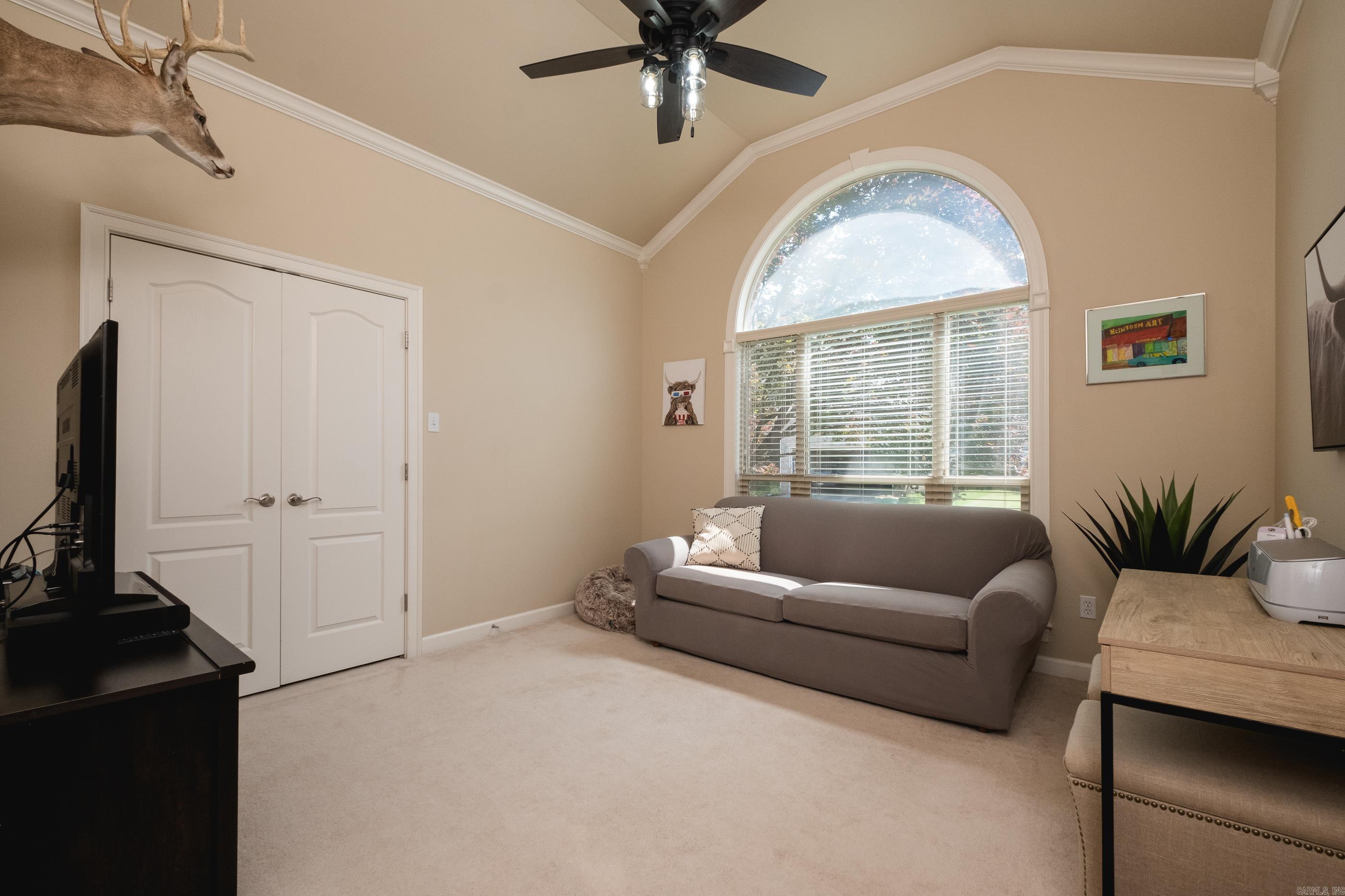 MADISON VALLEY - Residential