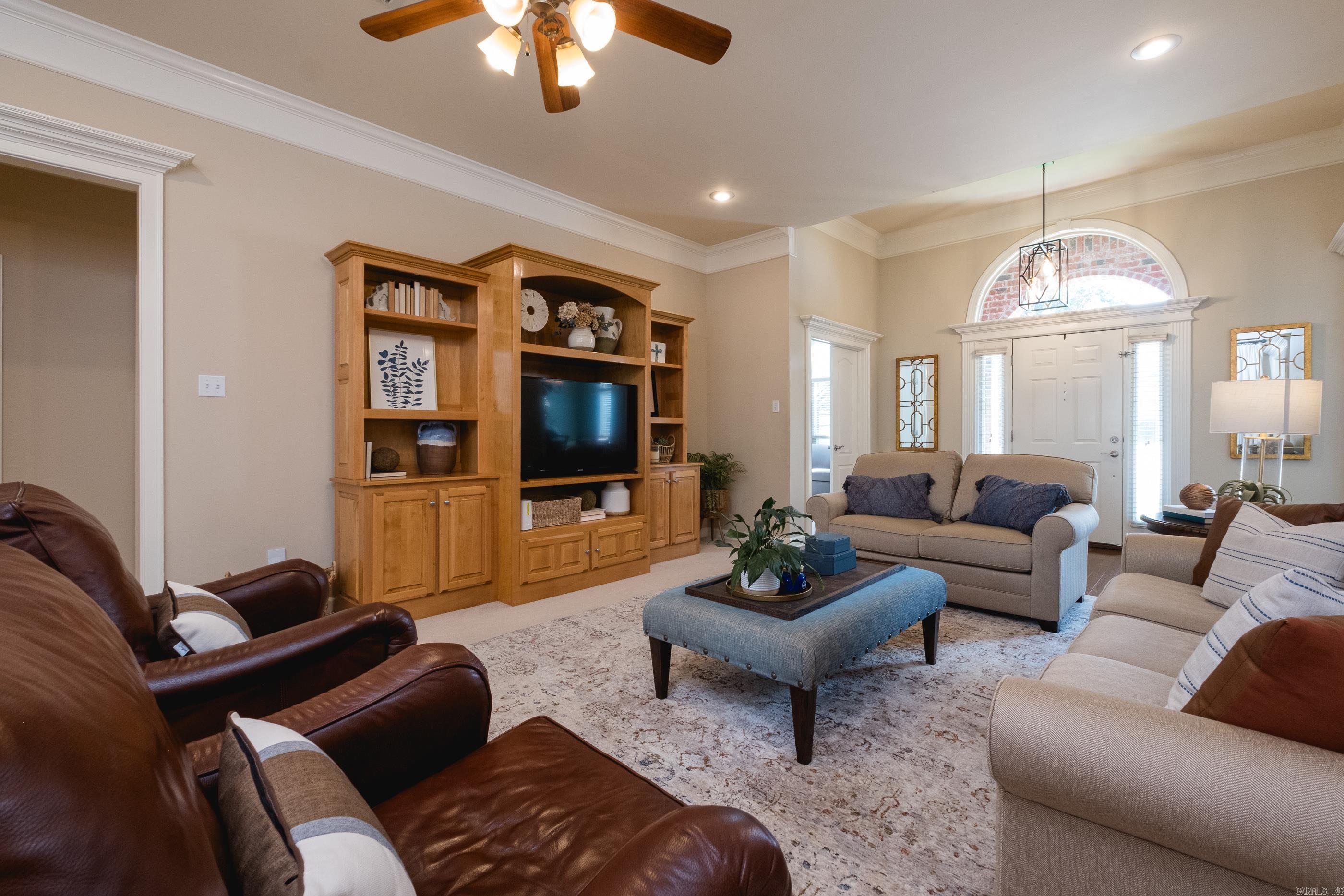 MADISON VALLEY - Residential