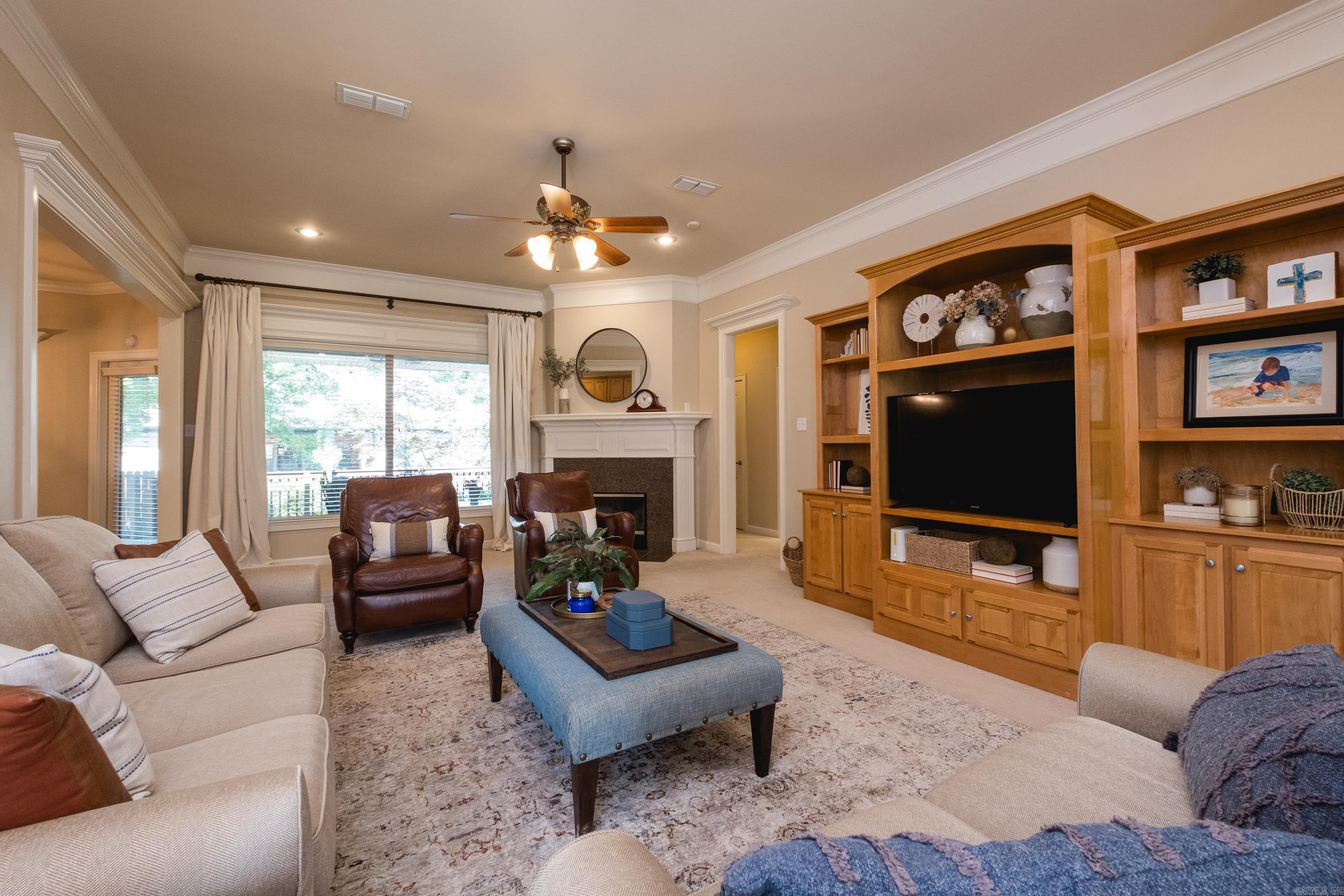 MADISON VALLEY - Residential