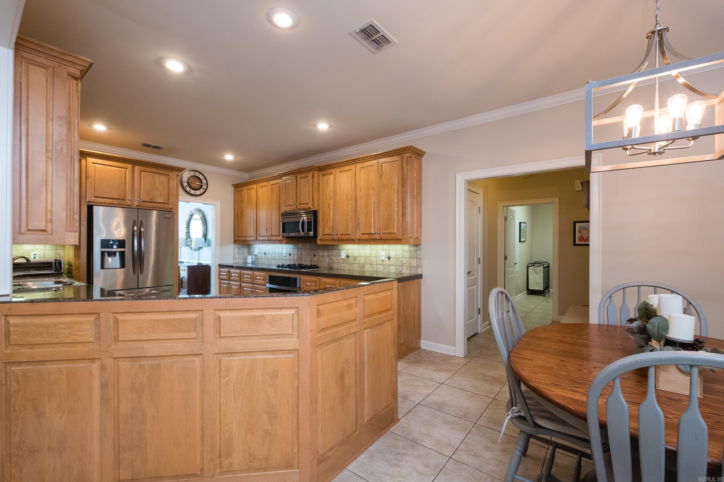 MADISON VALLEY - Residential