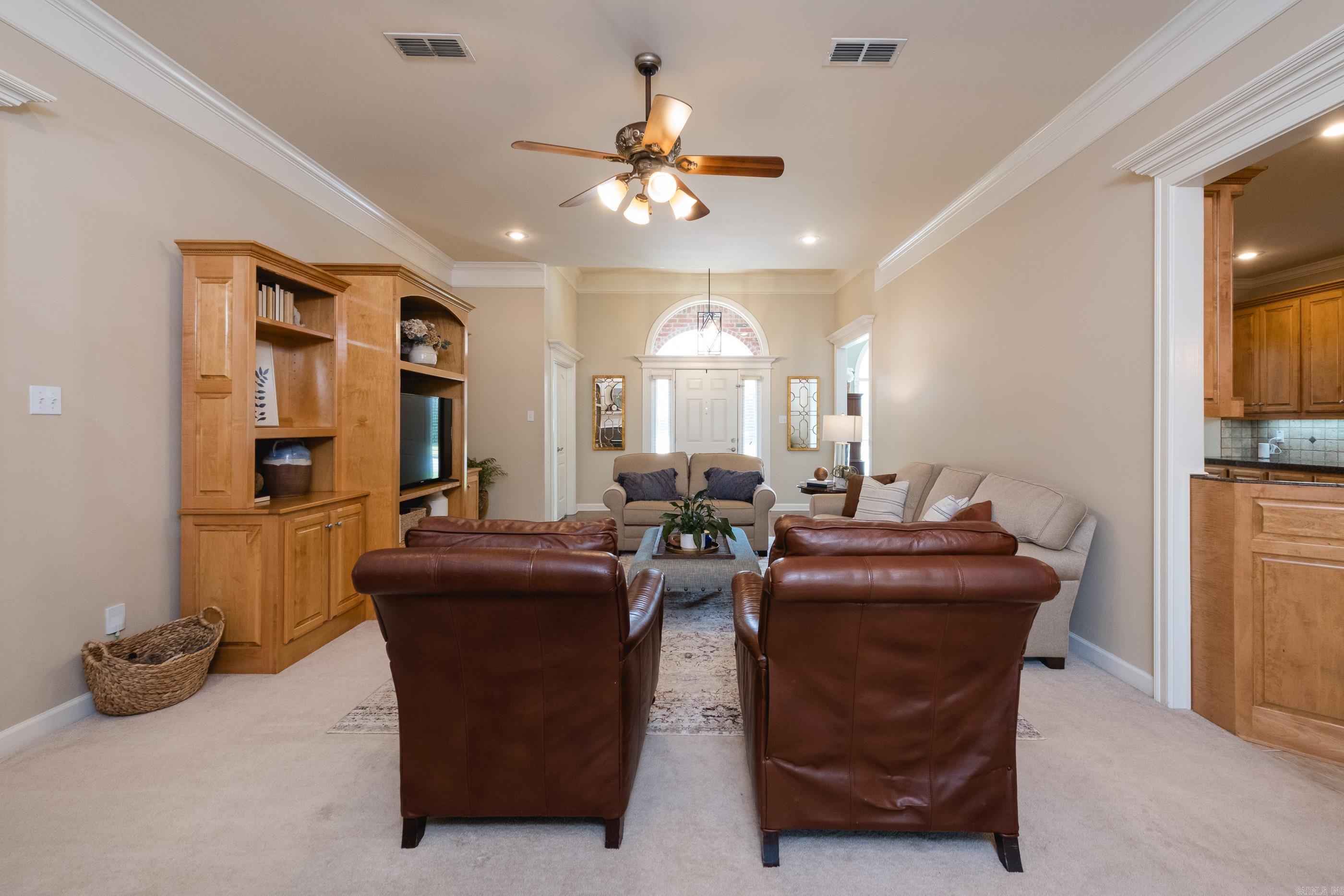 MADISON VALLEY - Residential