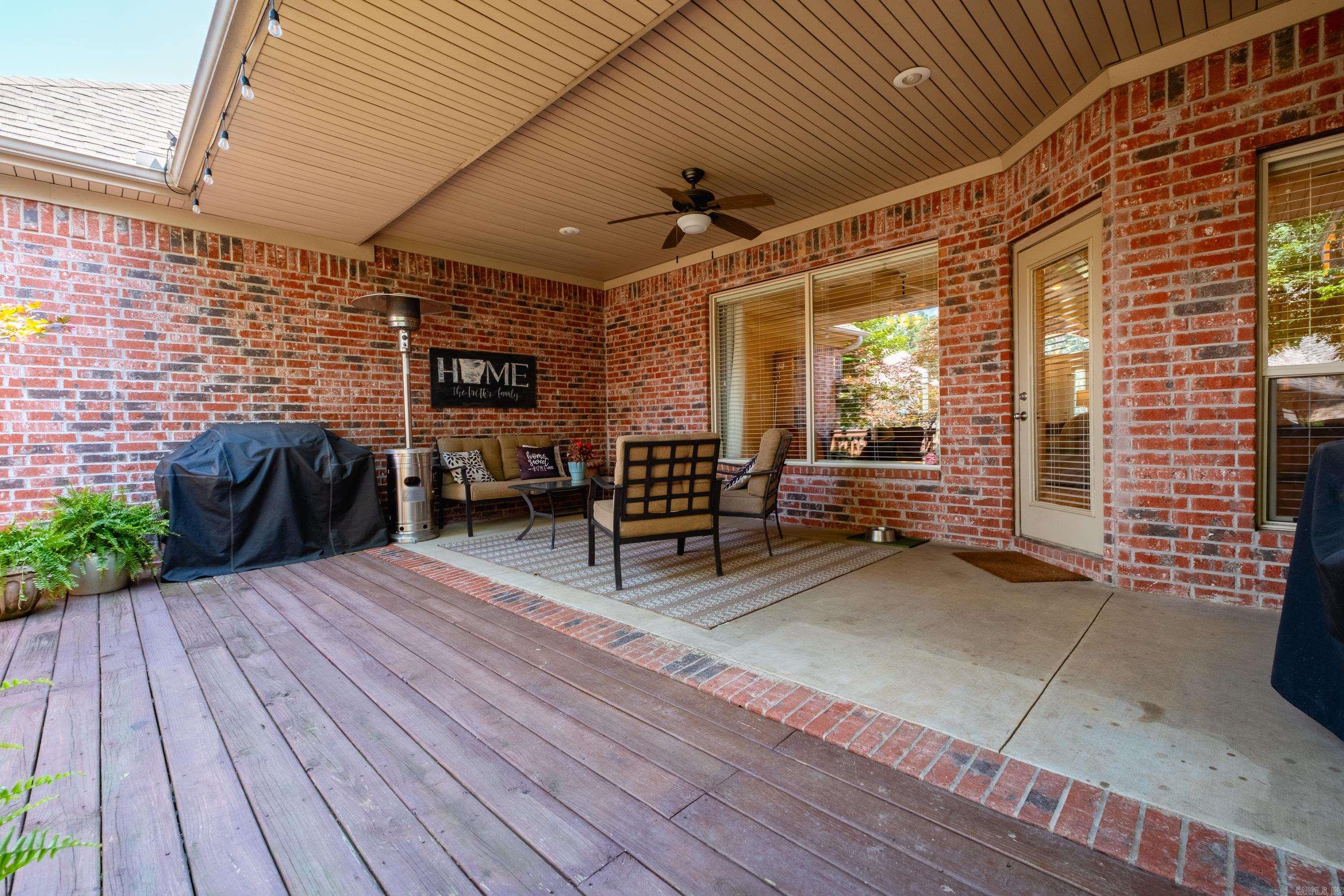 MADISON VALLEY - Residential