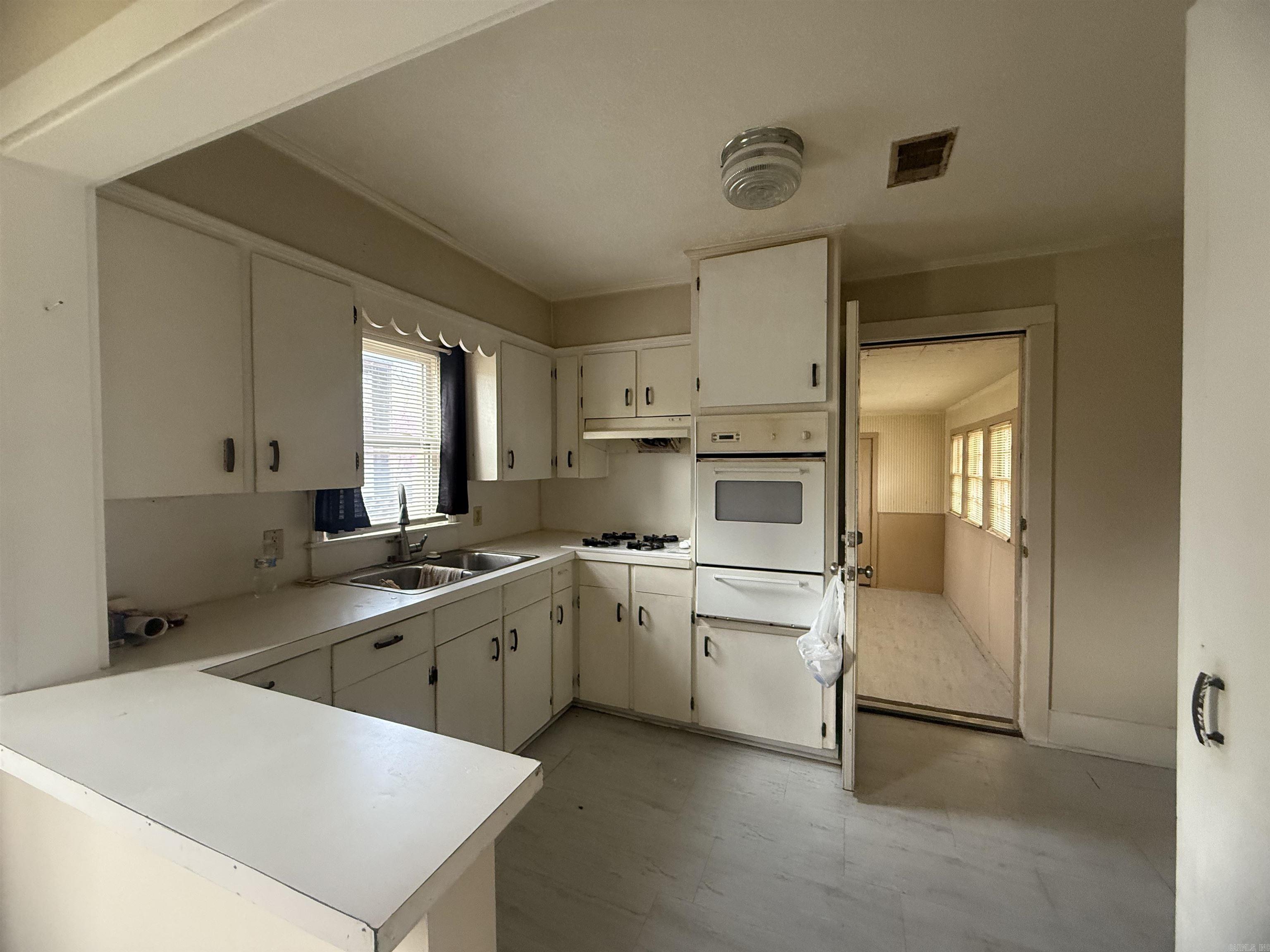 FONTAINES - Residential