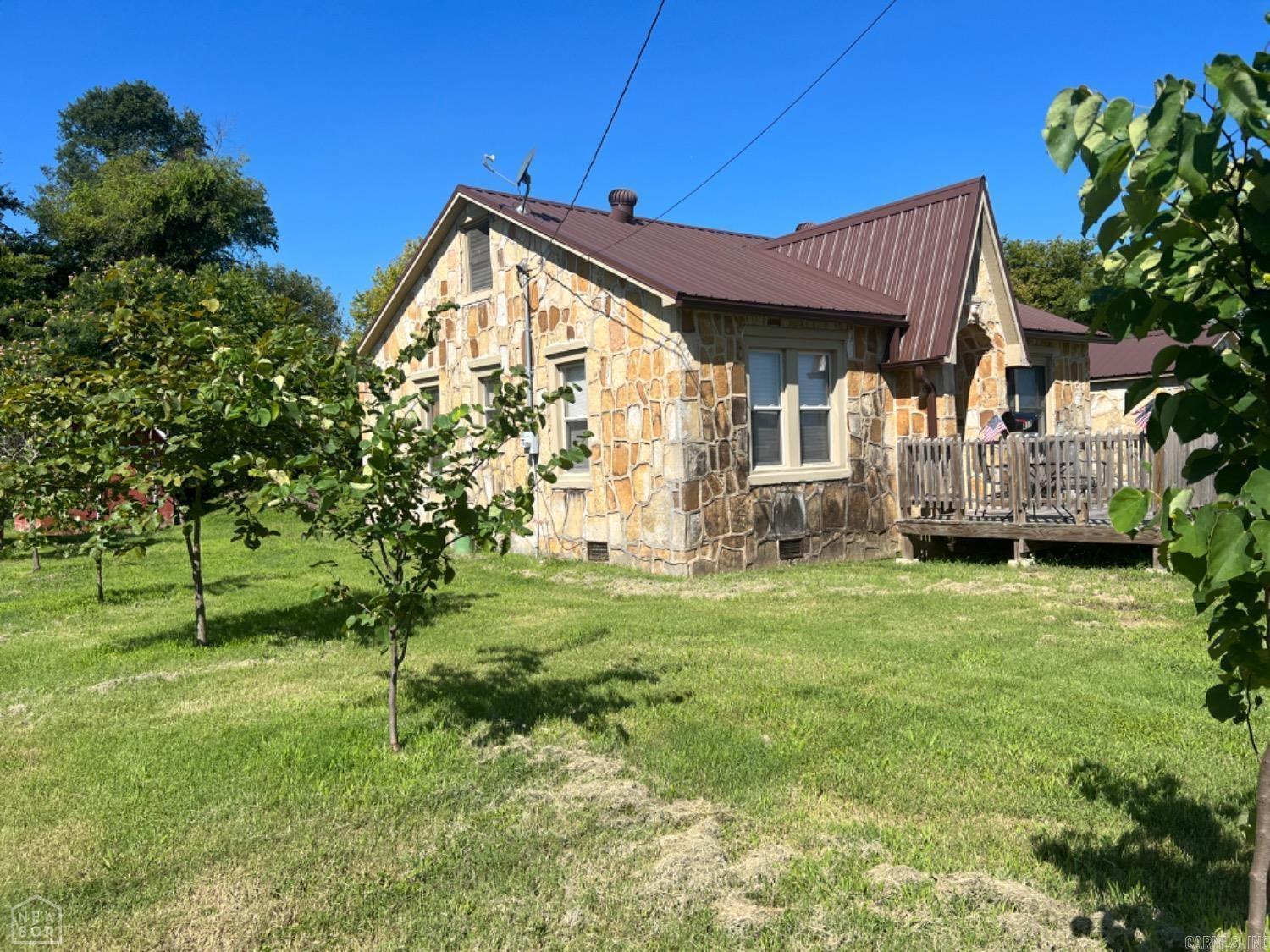 FONTAINES - Residential