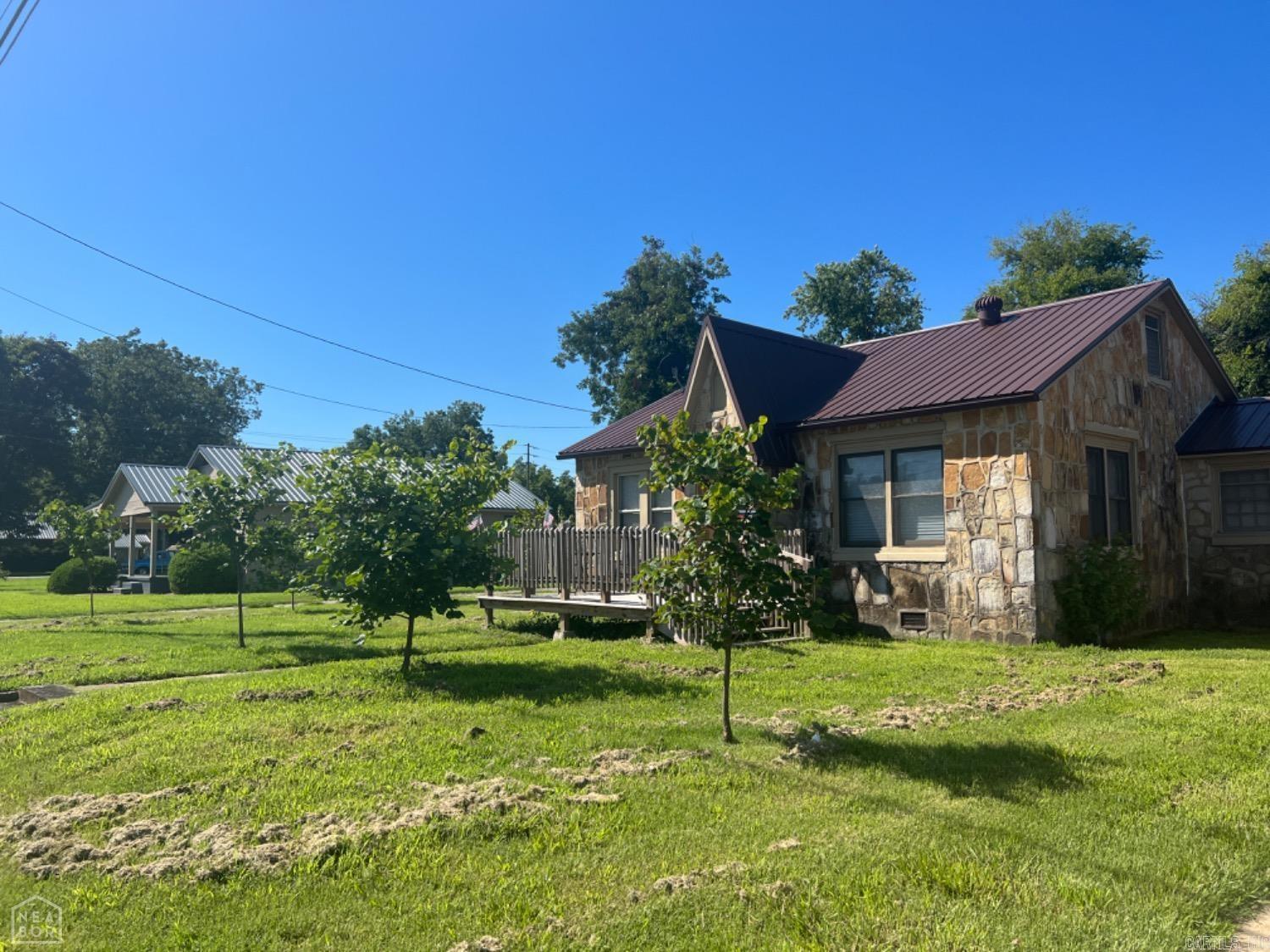 FONTAINES - Residential