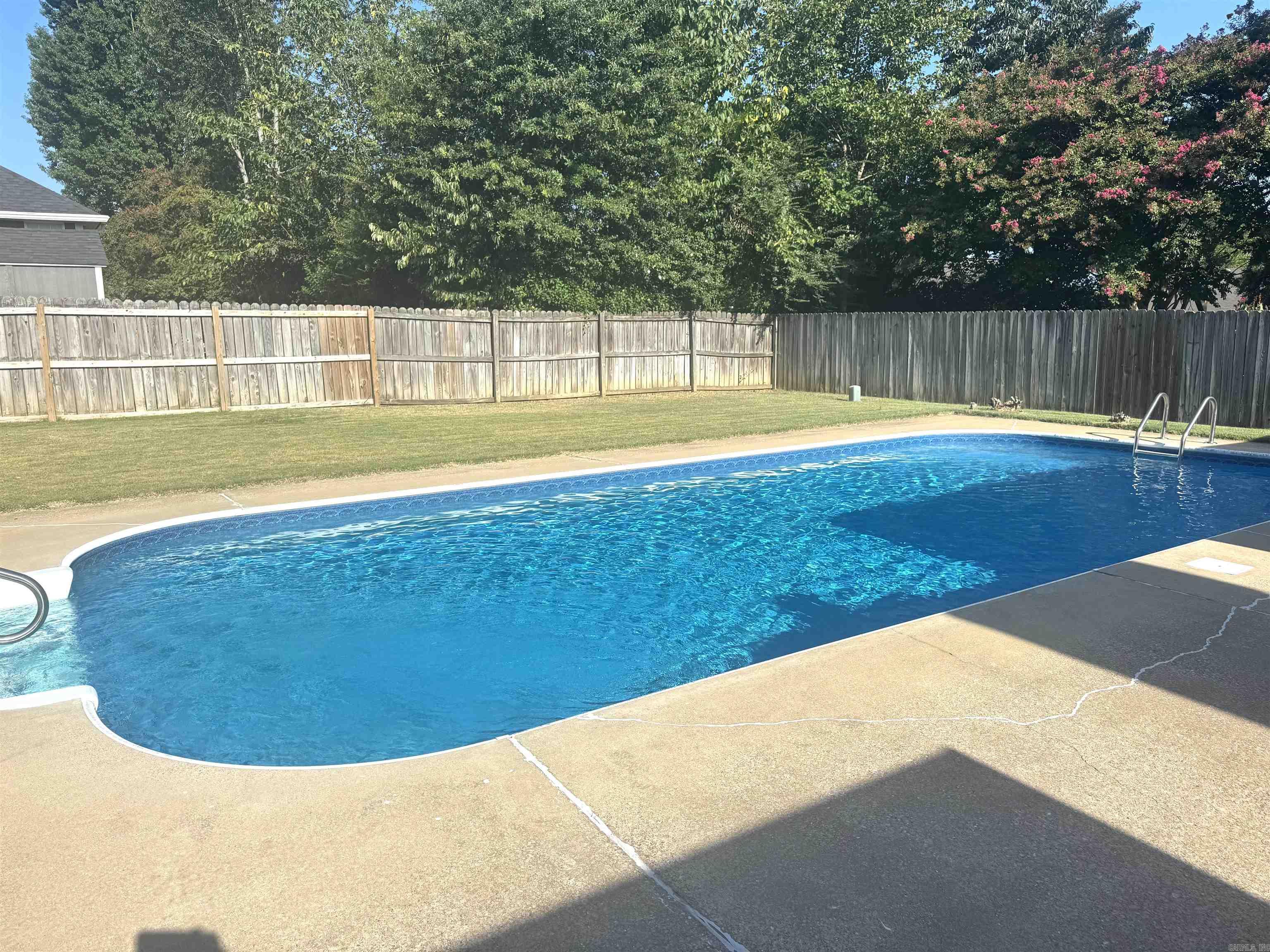 THE MEADOWS - Residential