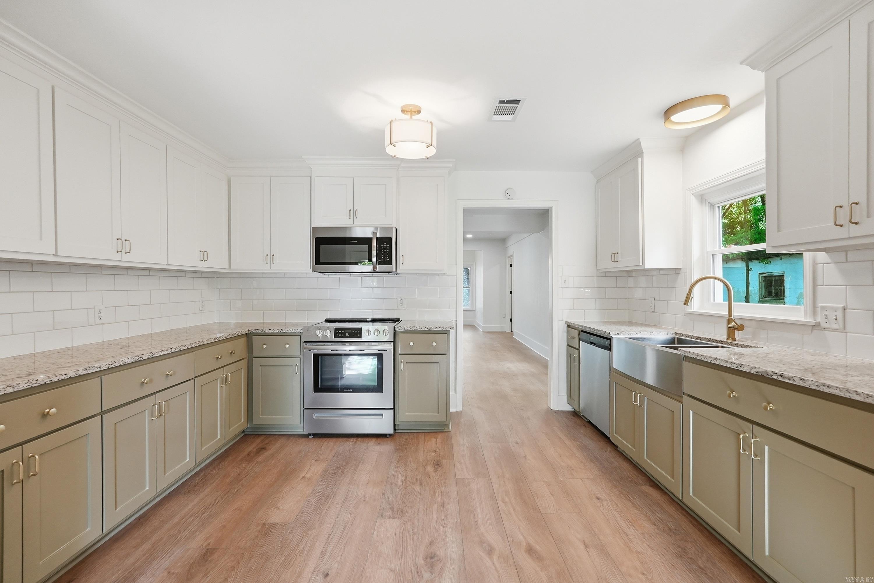 DAVIS & GARVIN - Residential