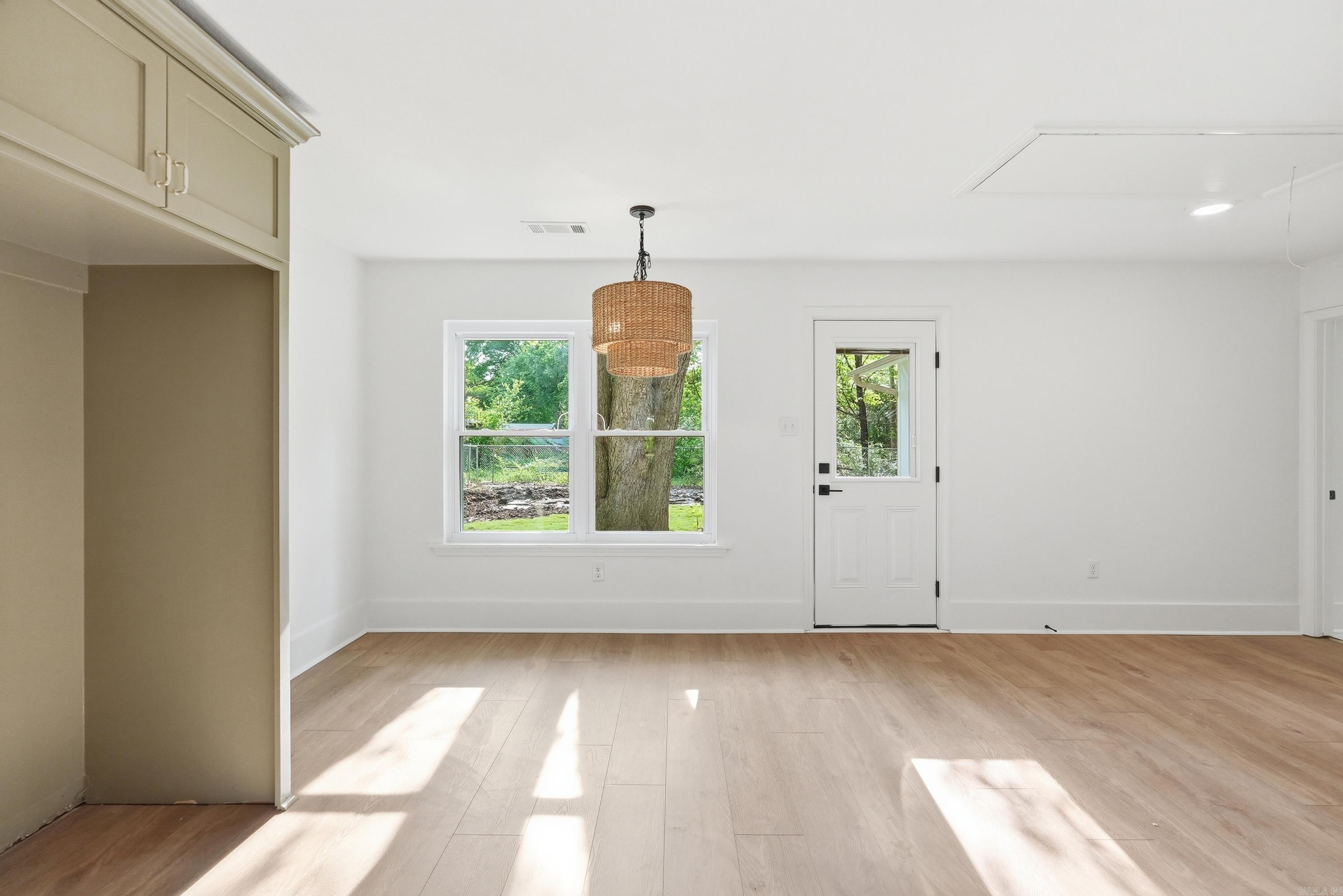 DAVIS & GARVIN - Residential