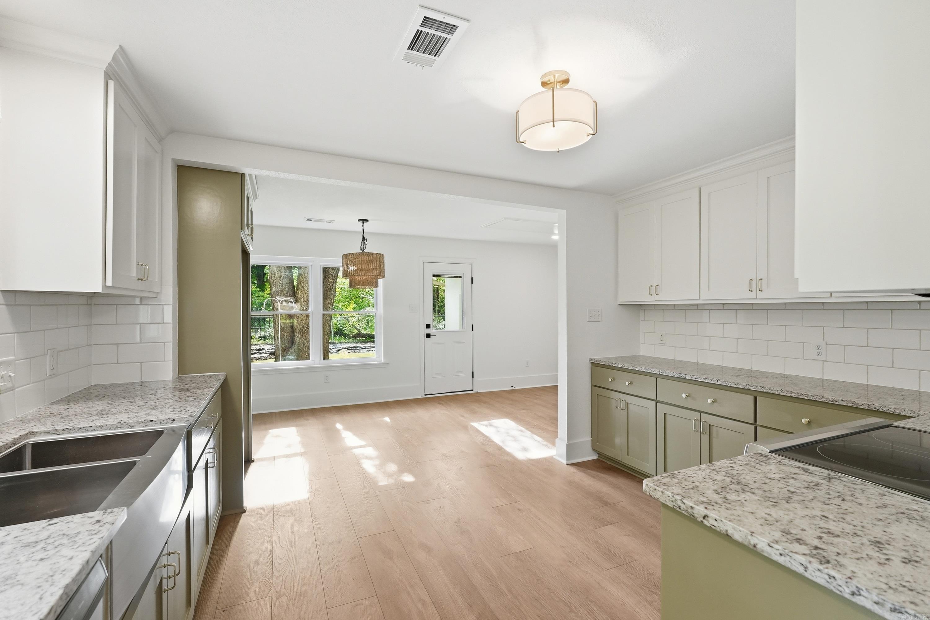 DAVIS & GARVIN - Residential