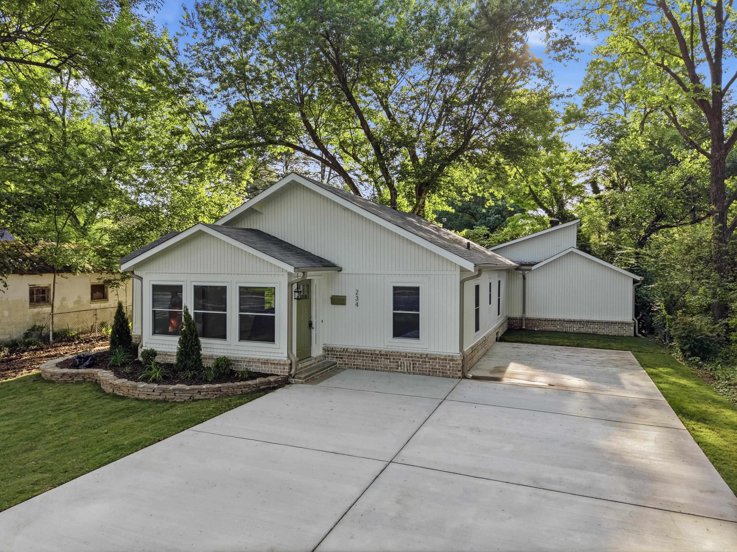 DAVIS & GARVIN - Residential