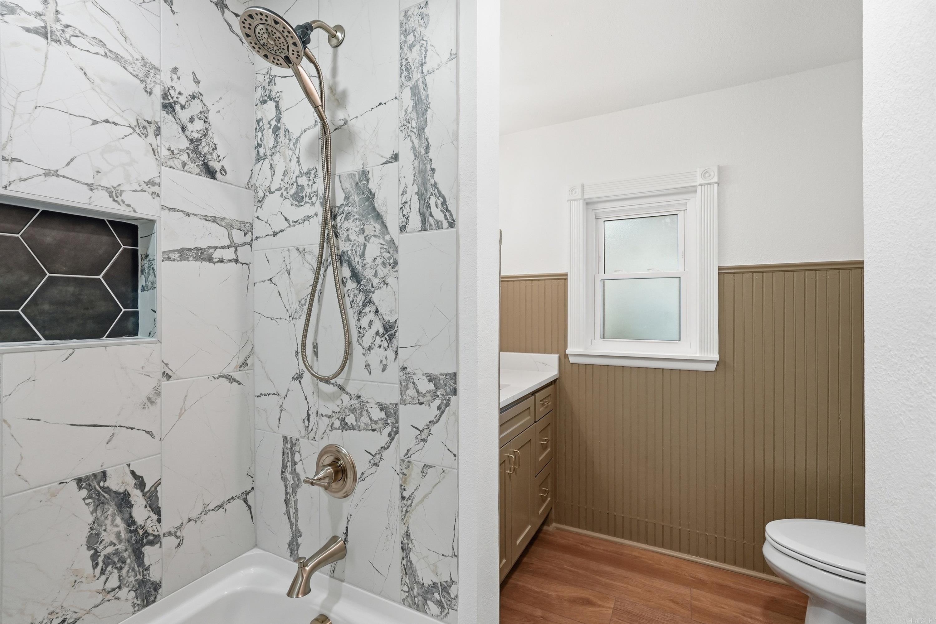 DAVIS & GARVIN - Residential