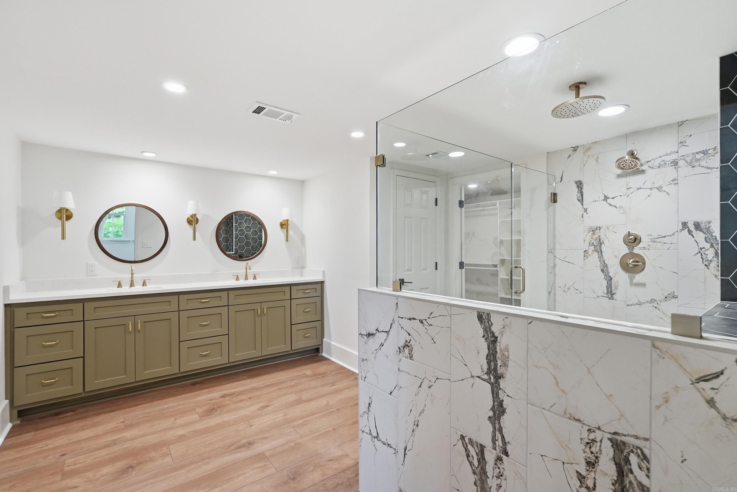 DAVIS & GARVIN - Residential