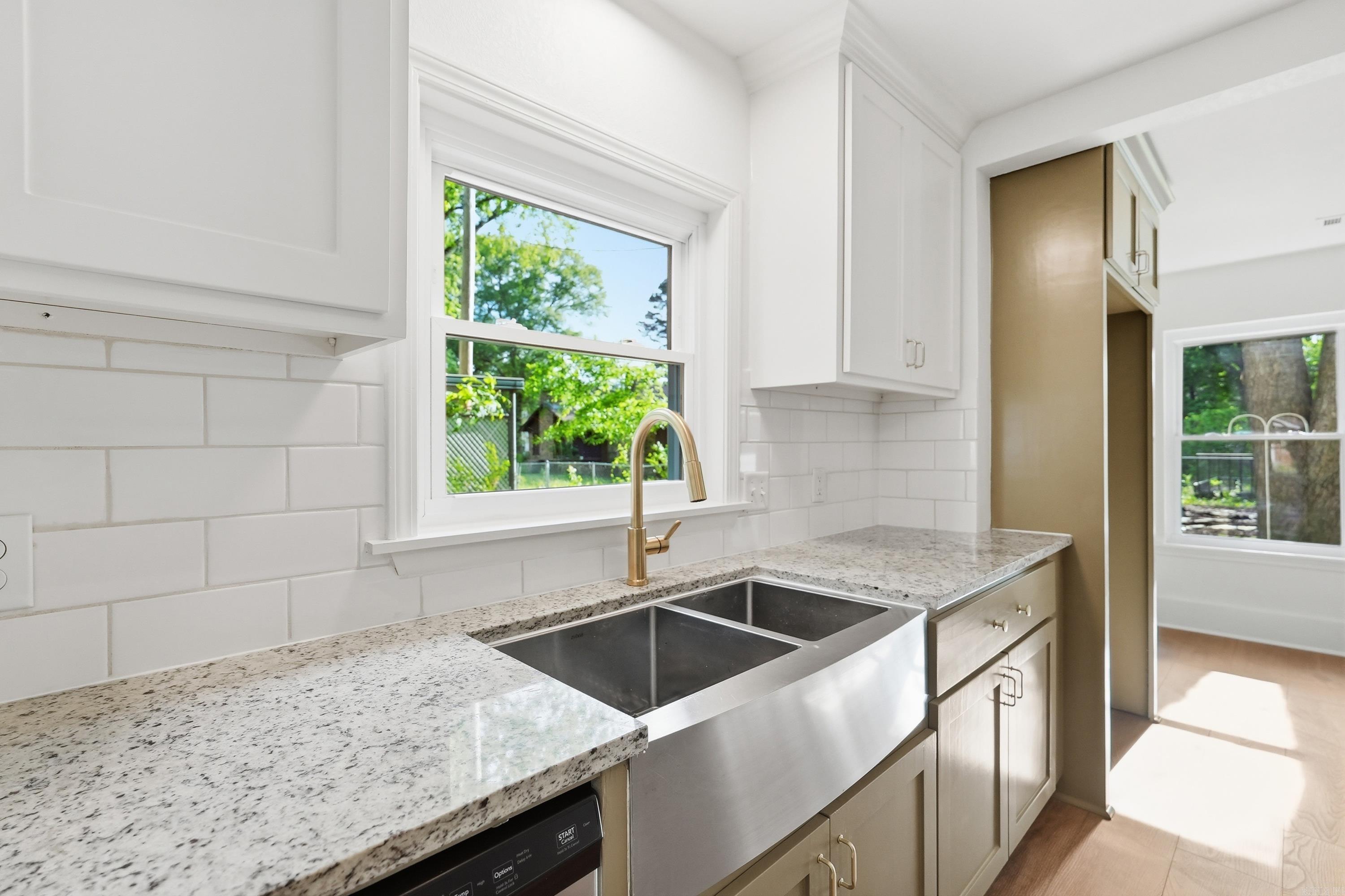 DAVIS & GARVIN - Residential