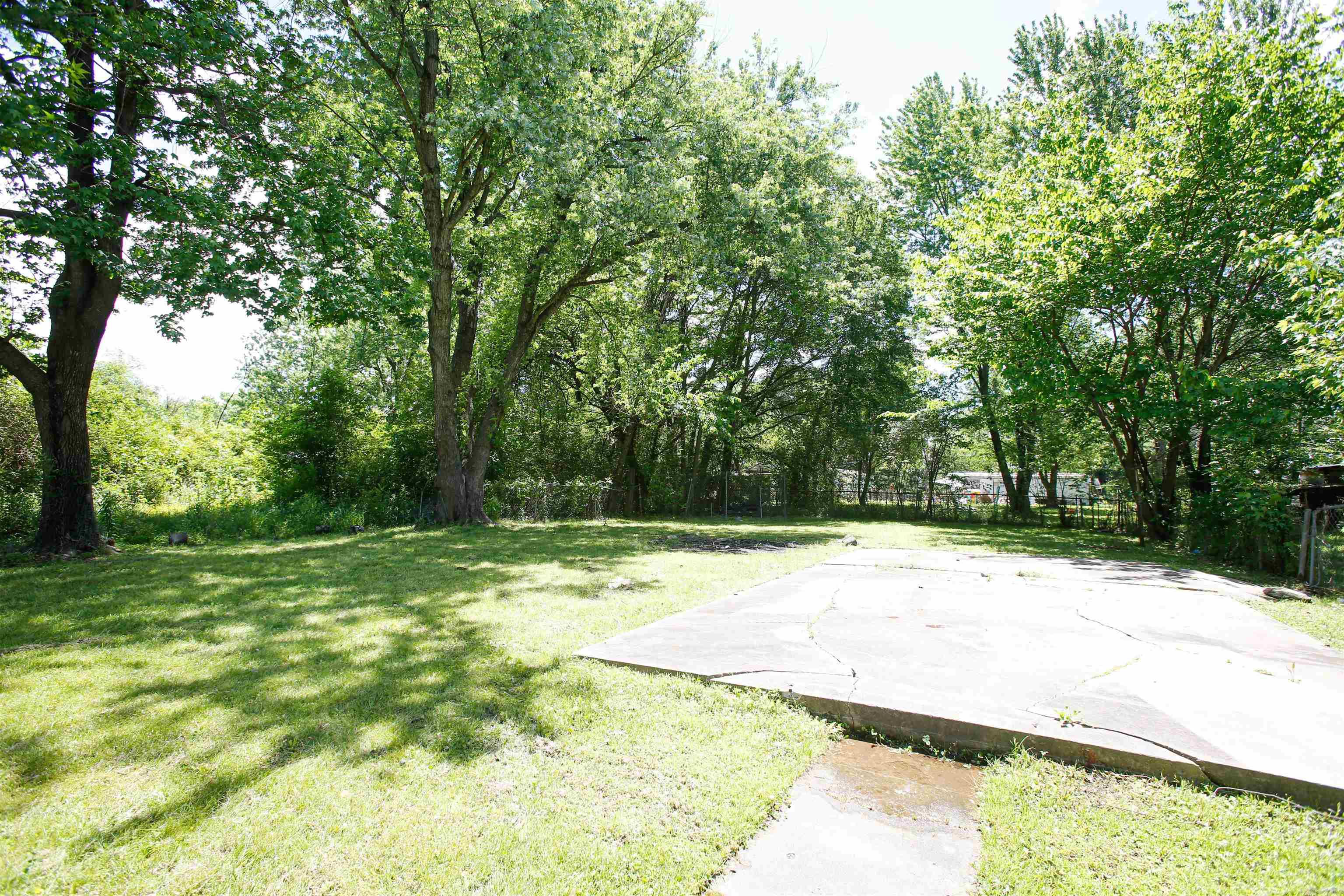 Harwell R F - Residential Lease