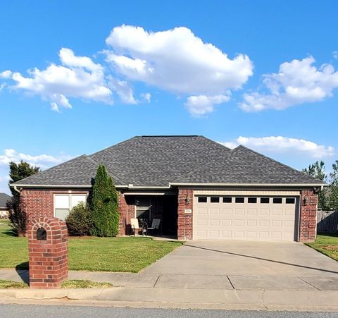 Photo of 2218 Moortown Drive, North Little Rock, AR 72117 (MLS # 25042561)