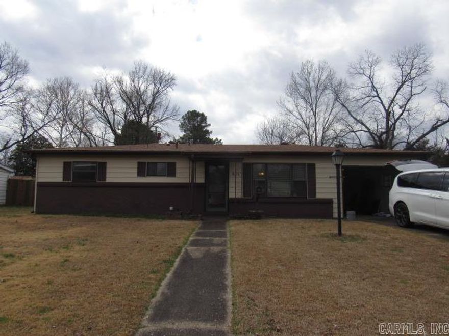 This home is super nice and clean!! Great for first time home buyer or investor. 3bd 1 bath, no carpet, new HVAC, new architectural roof, 2 outside storage buildings one with electricity, large covered back porch, fully fenced and a nice one car garage. Get your showing scheduled.