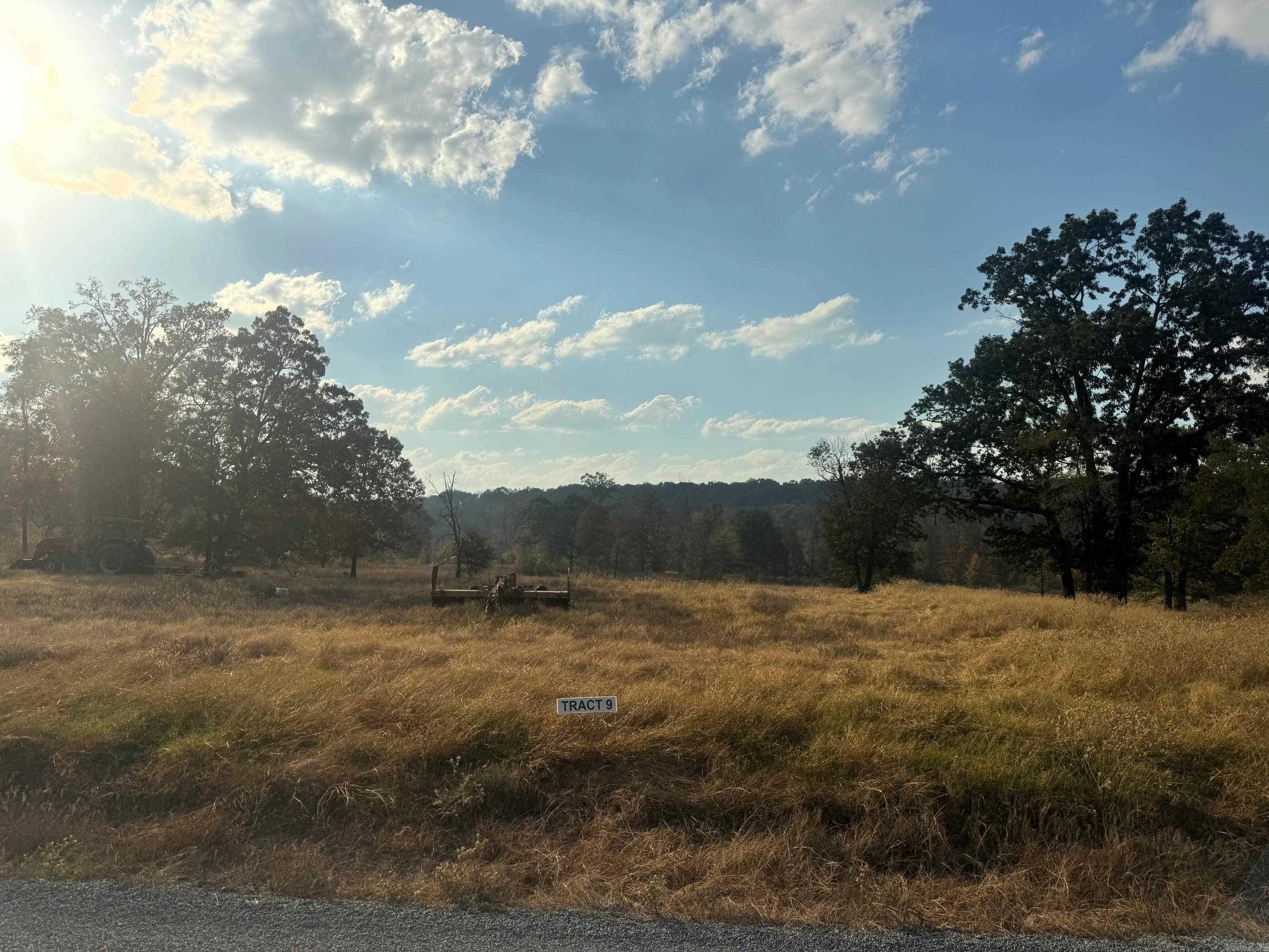 Perfect place to build your dream home!! Large building tracts in a quiet and secluded area, yet close to town! Beautiful homes surrounding this new area. Road to be chip sealed by developer. Minimum build 2200 heated and cooled sq feet. Beebe School District.