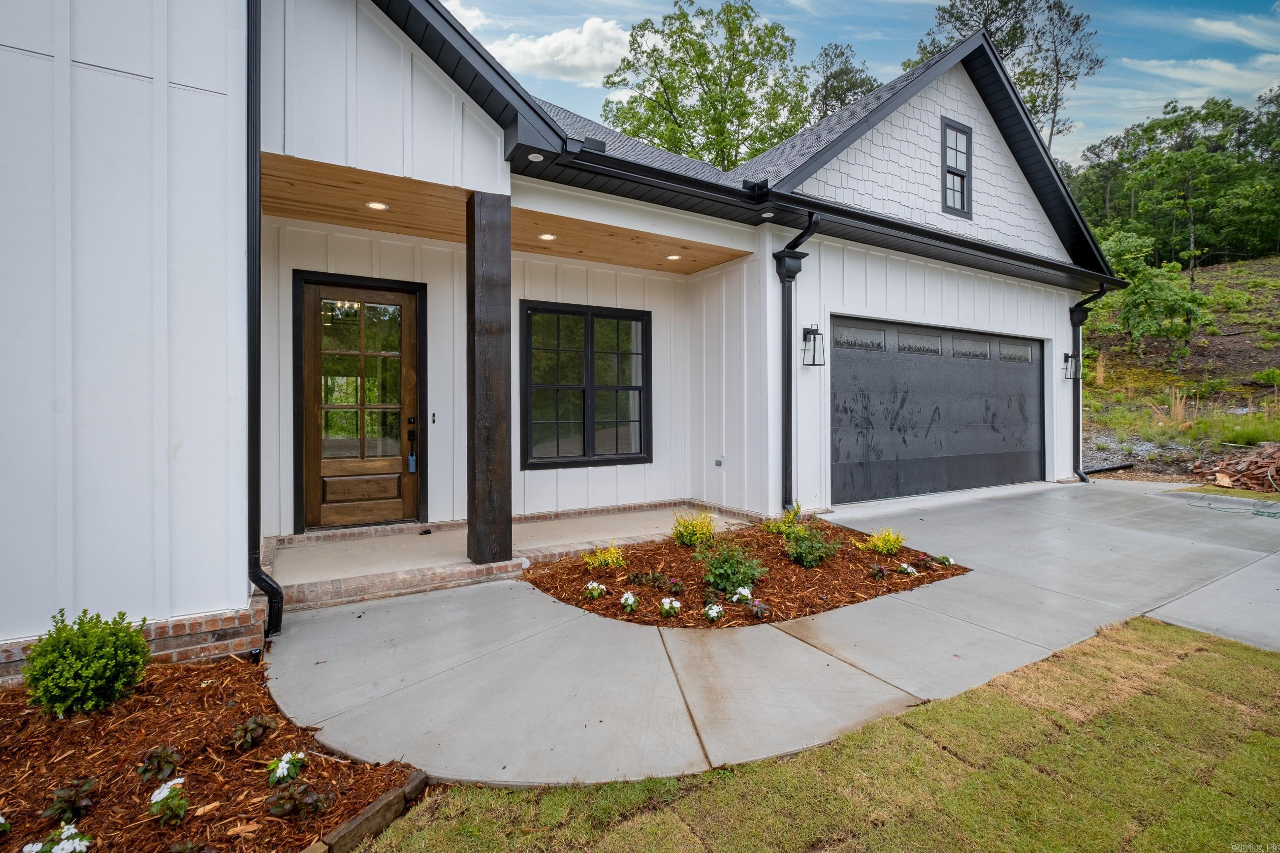 CHENAL VALLEY CORLAY COURT - Residential