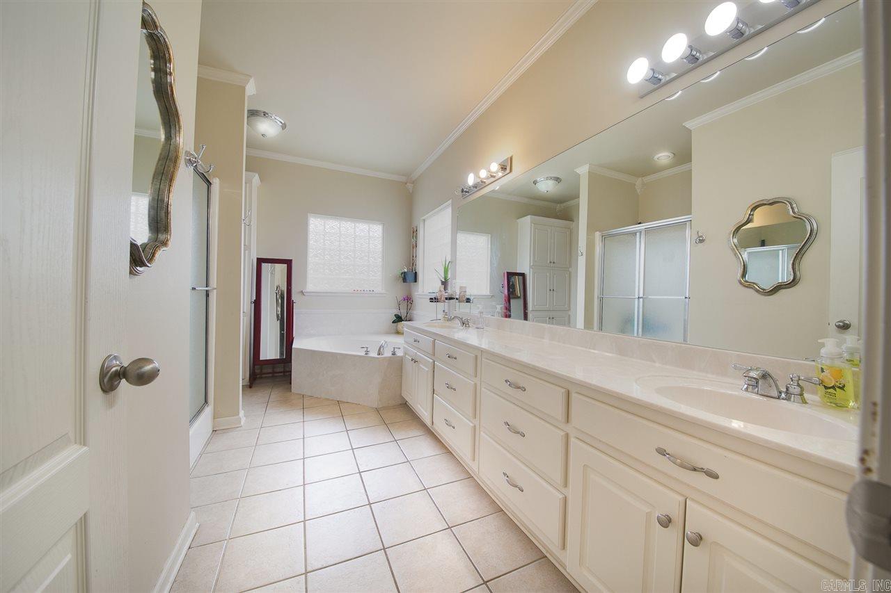 Western Hils - Residential Lease