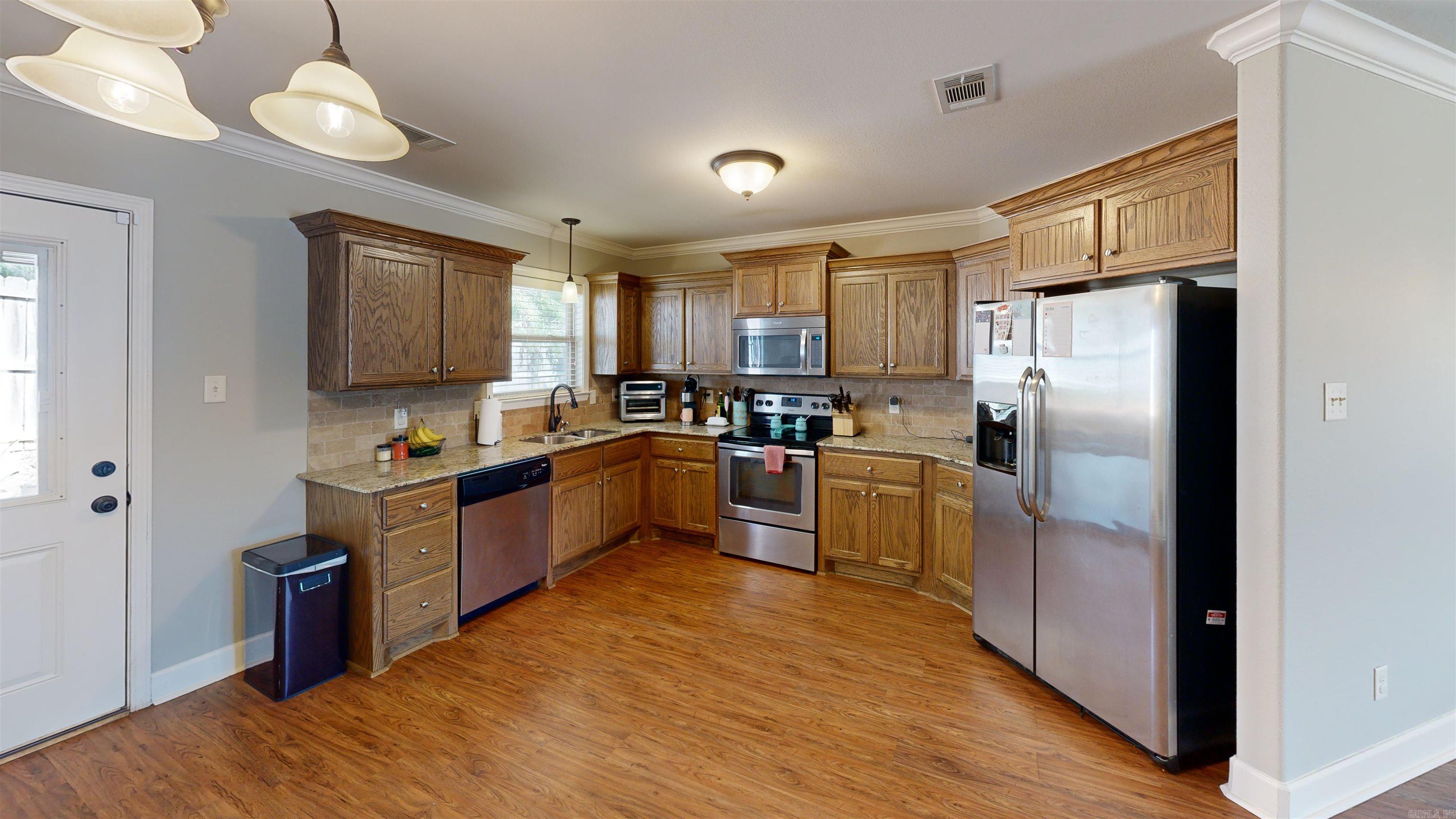 PLEASANT FOREST - Residential