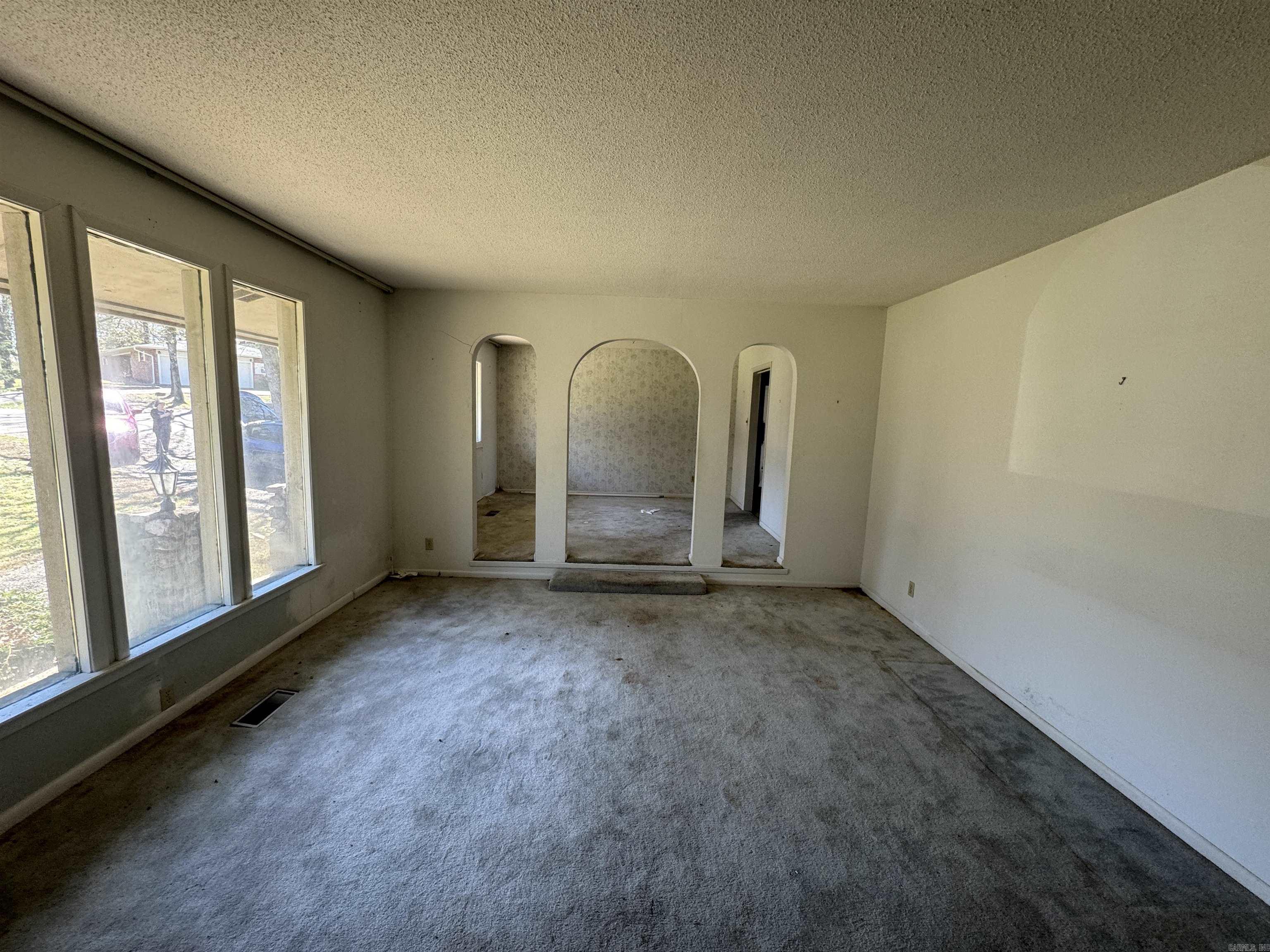 INDIANHEAD LAKES EST - Residential