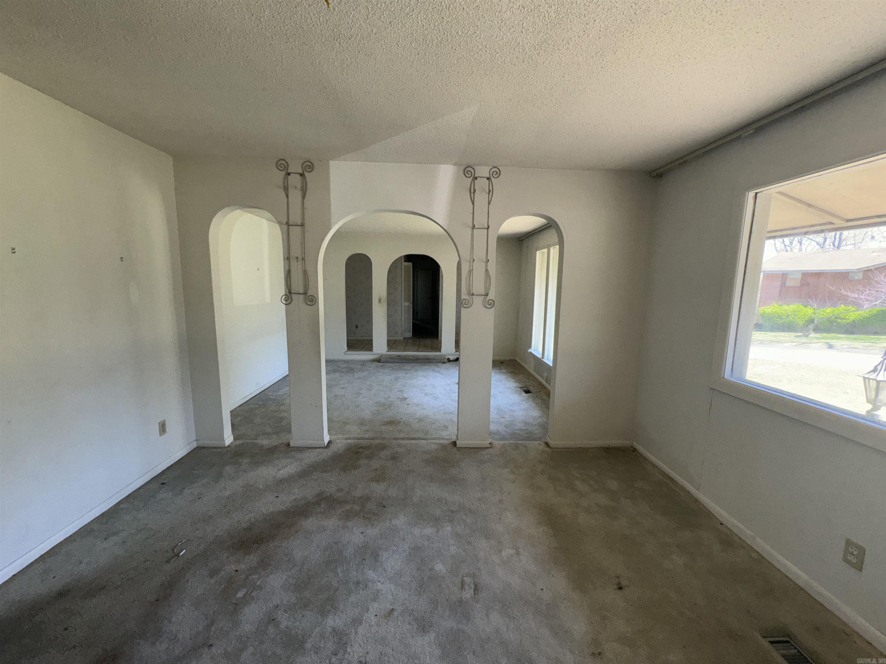 INDIANHEAD LAKES EST - Residential