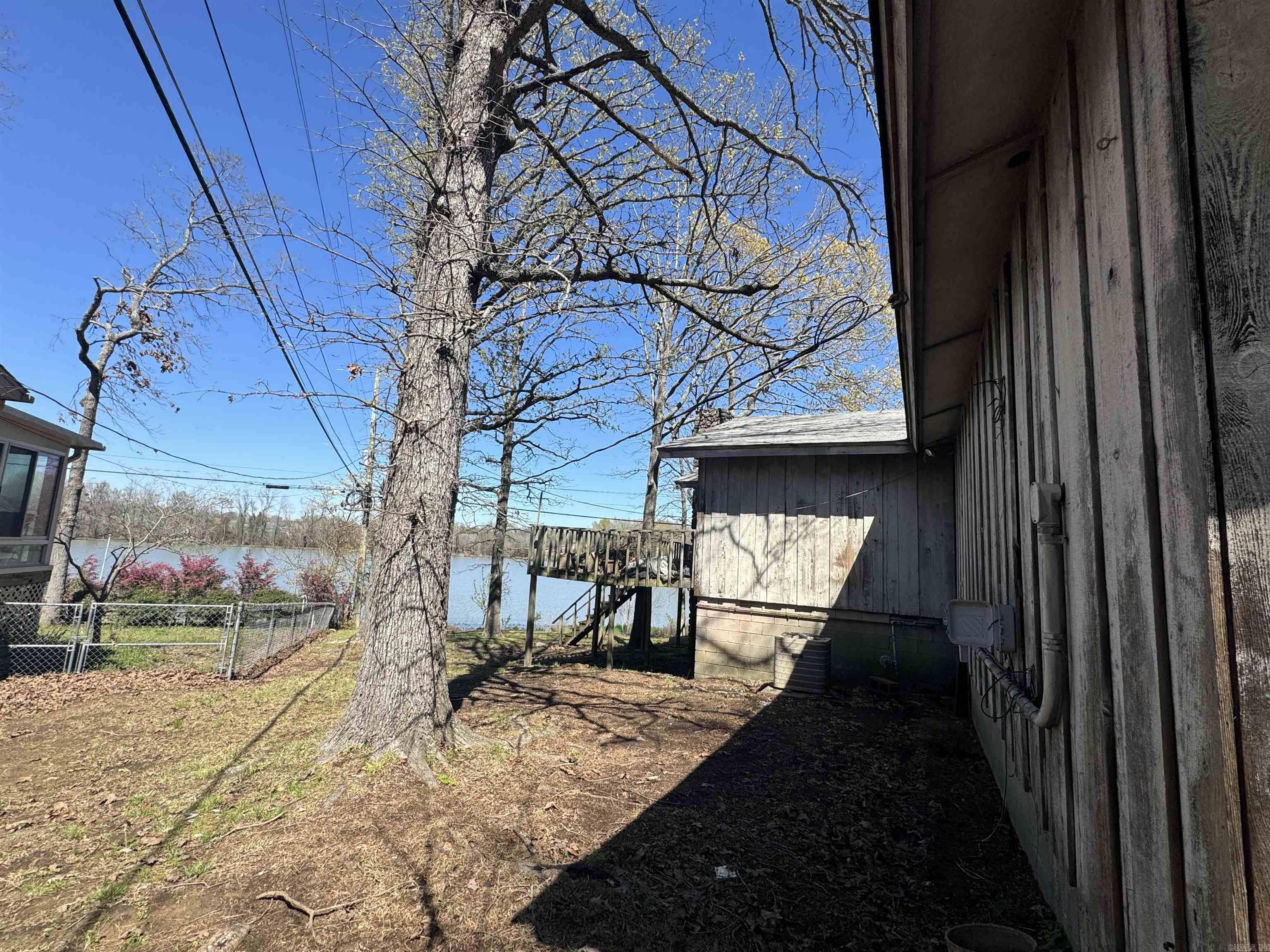 INDIANHEAD LAKES EST - Residential