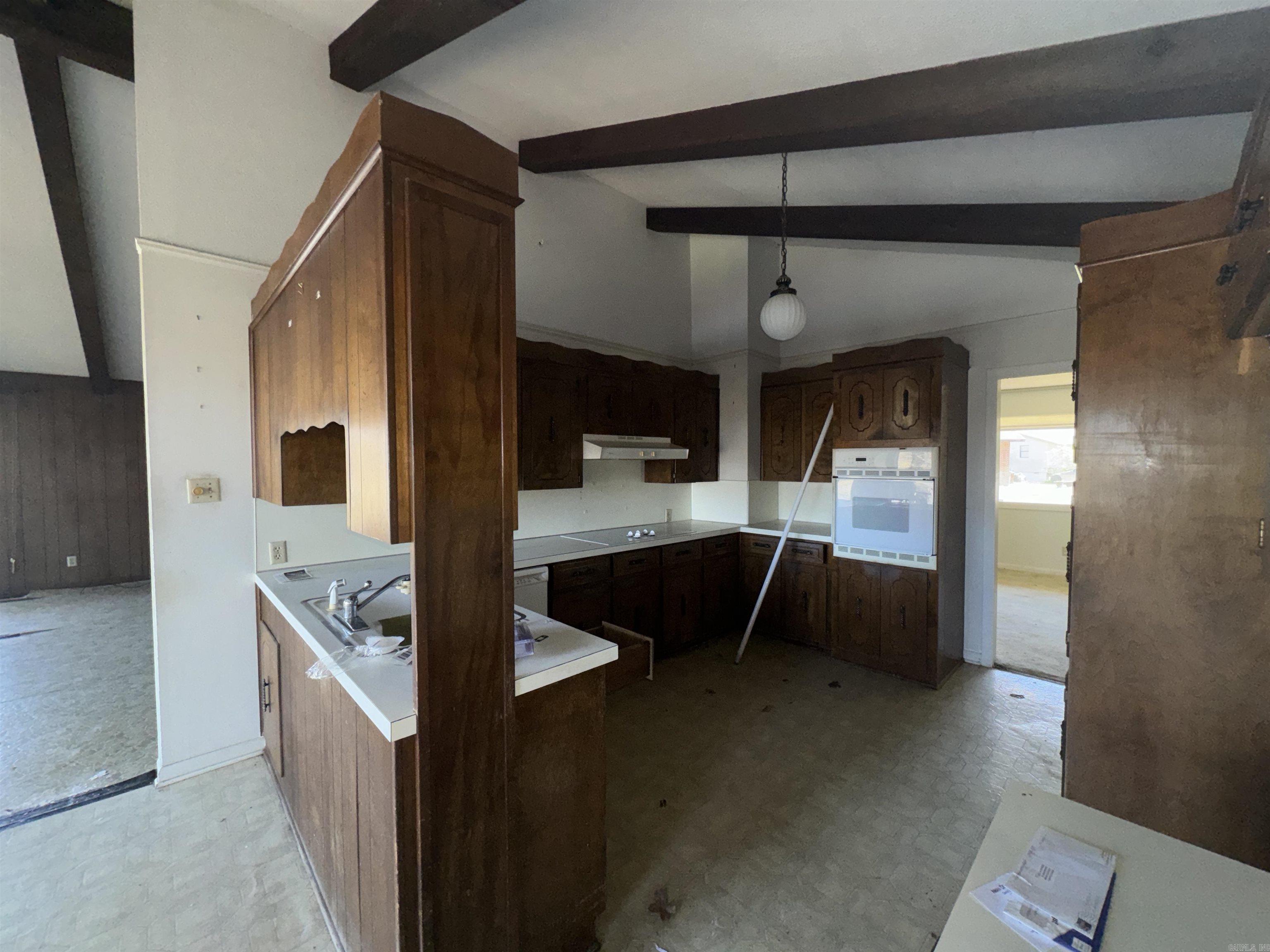 INDIANHEAD LAKES EST - Residential