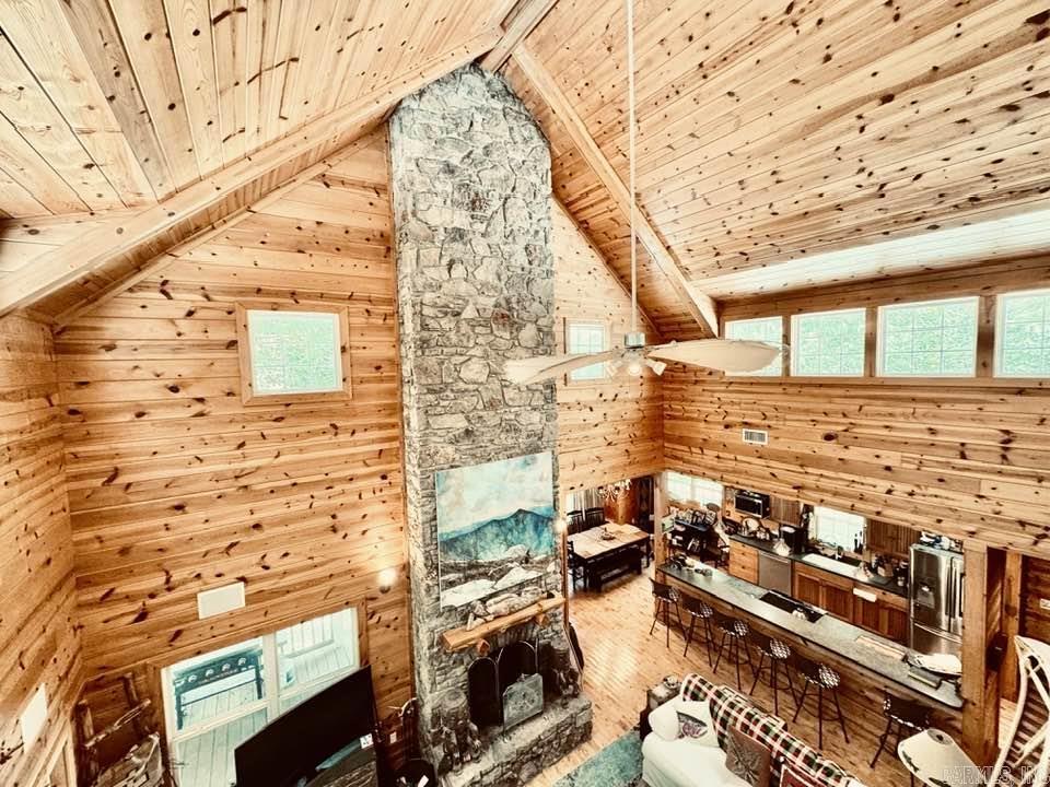 WHITE RIVER ESTATES - Residential