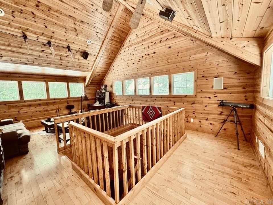 WHITE RIVER ESTATES - Residential
