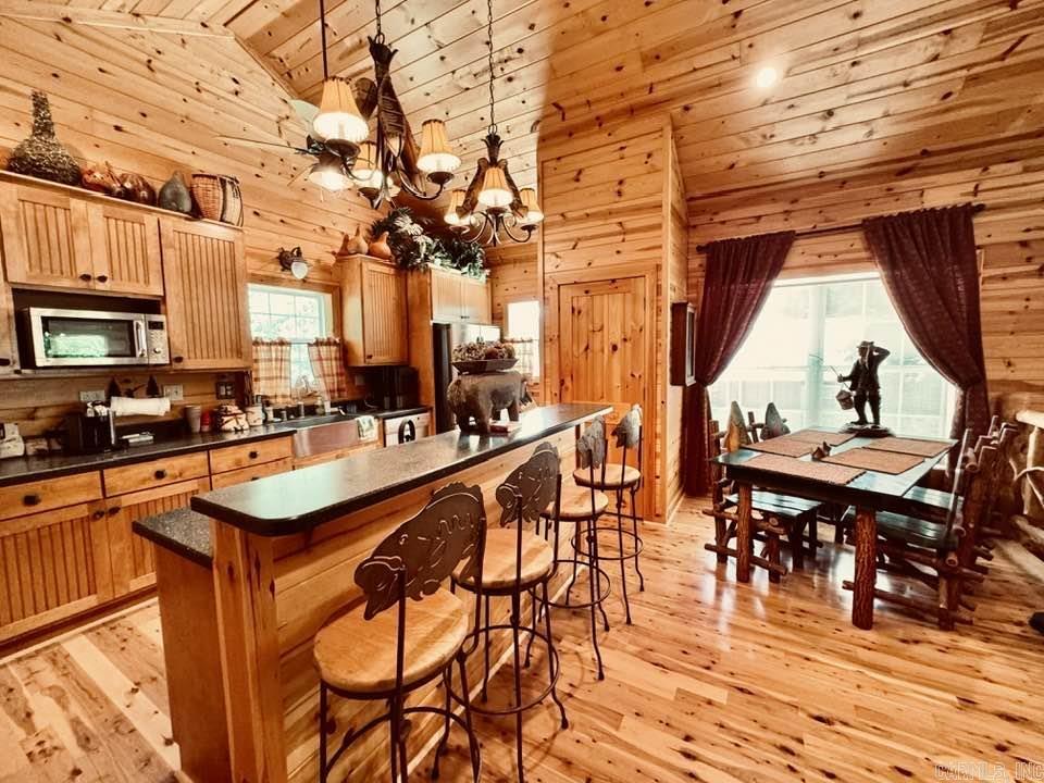 WHITE RIVER ESTATES - Residential