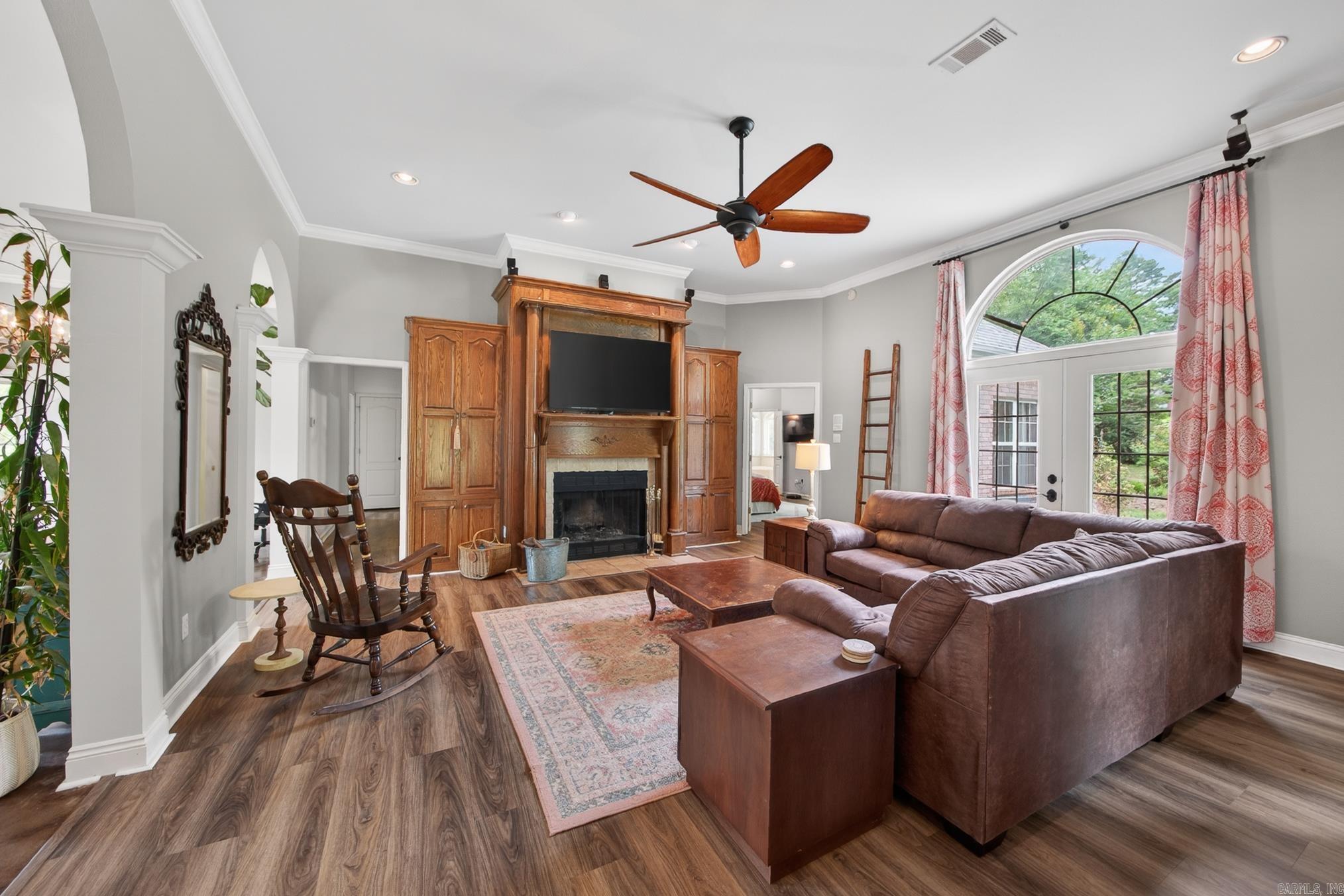 GREYSTONE - Residential