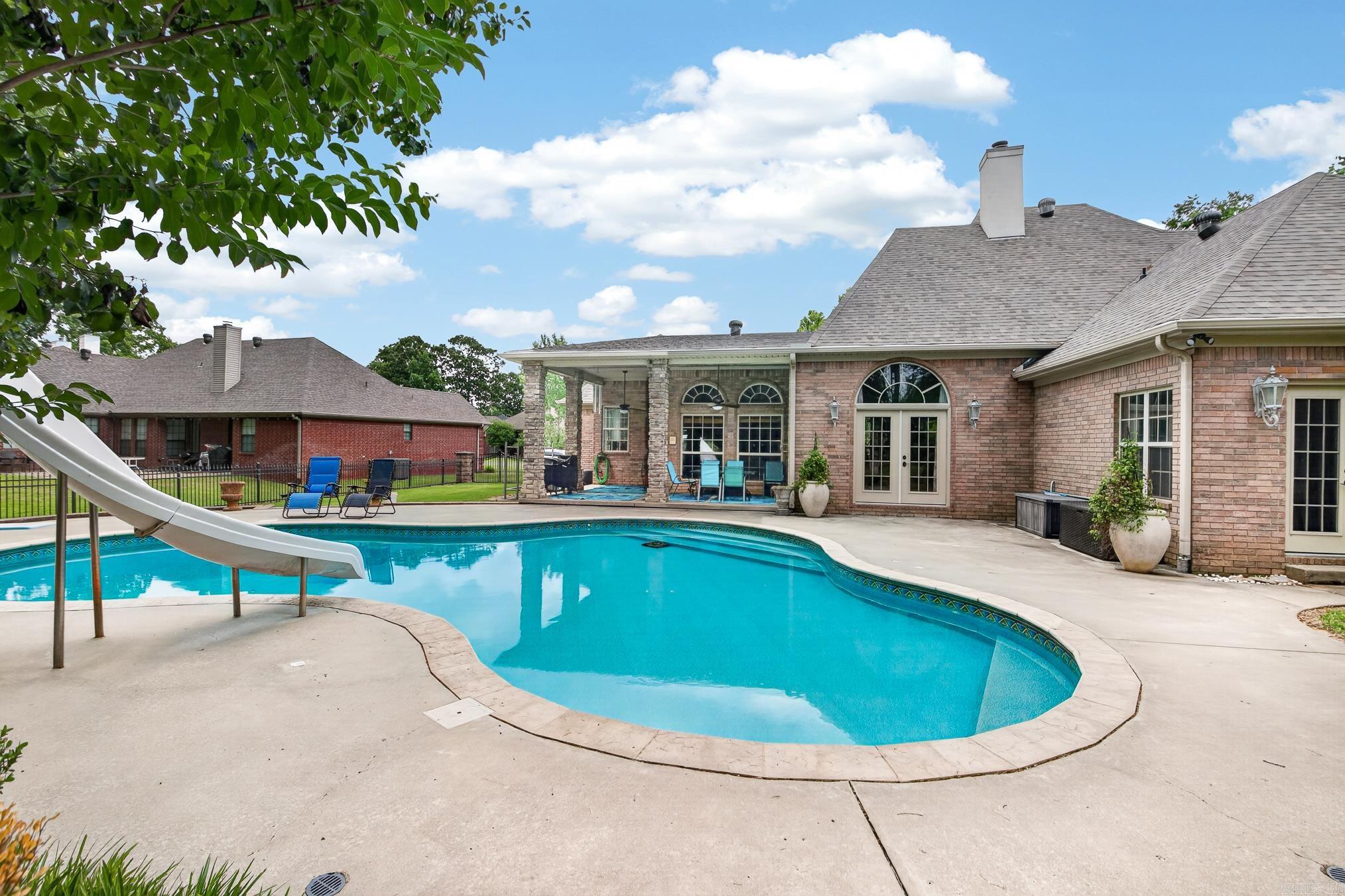 GREYSTONE - Residential