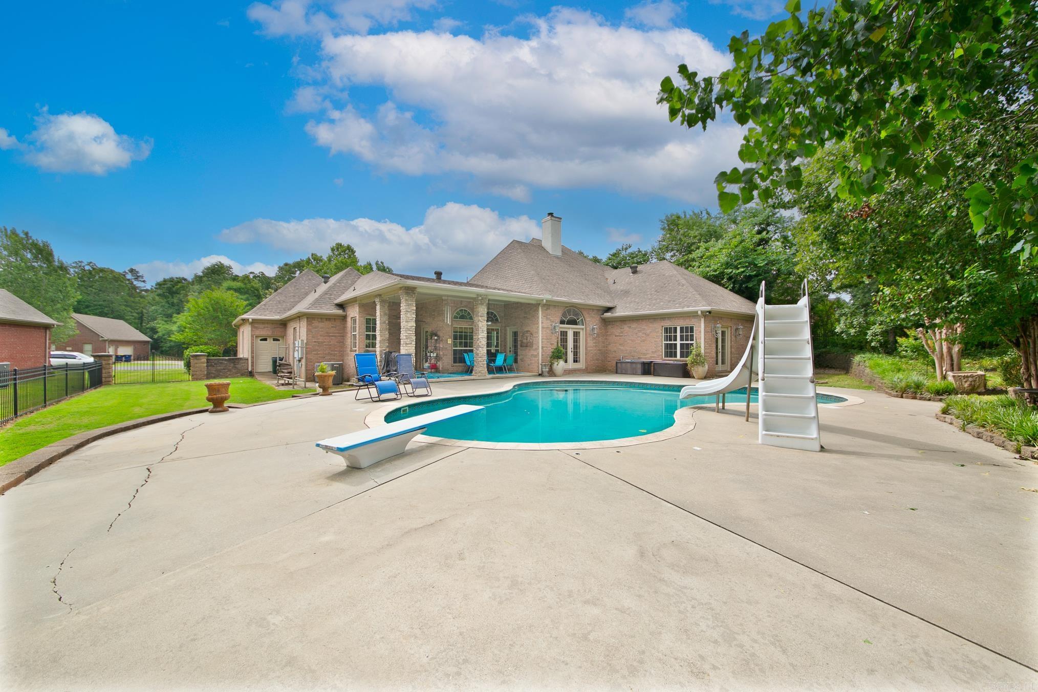 GREYSTONE - Residential