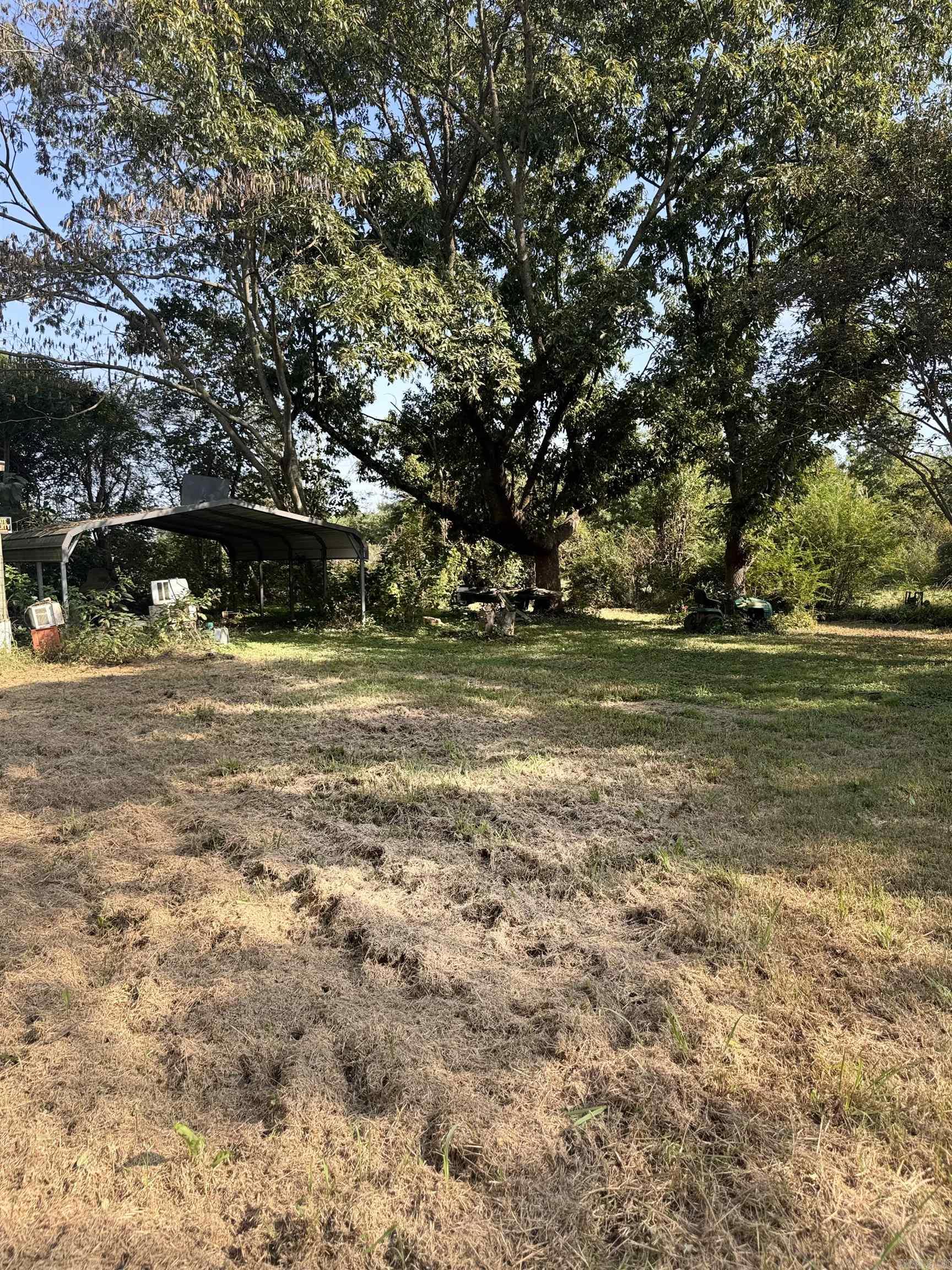 BROWN PLANTATION - Residential