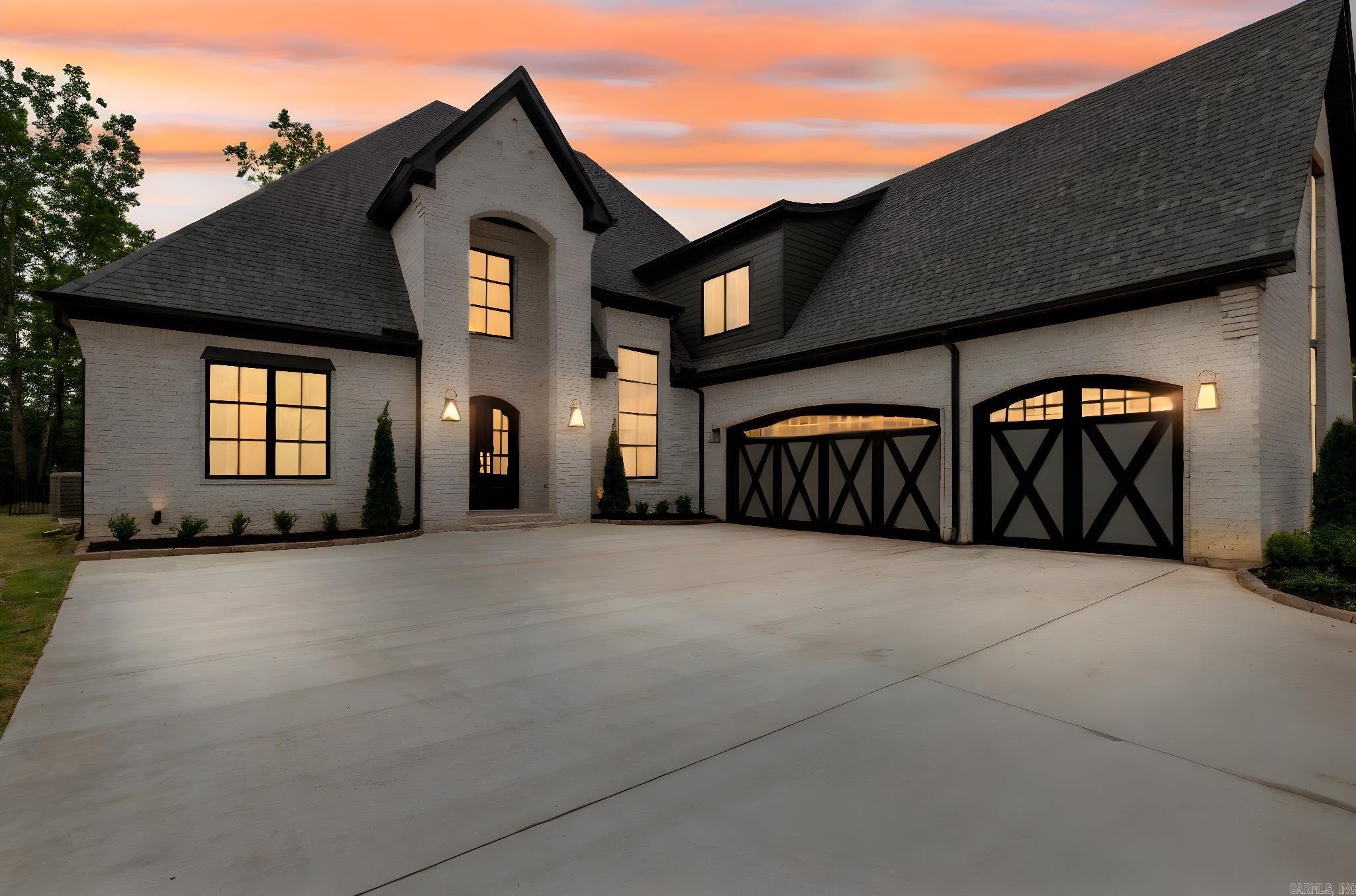 CHENAL VALLEY HALLEN COURT - Residential