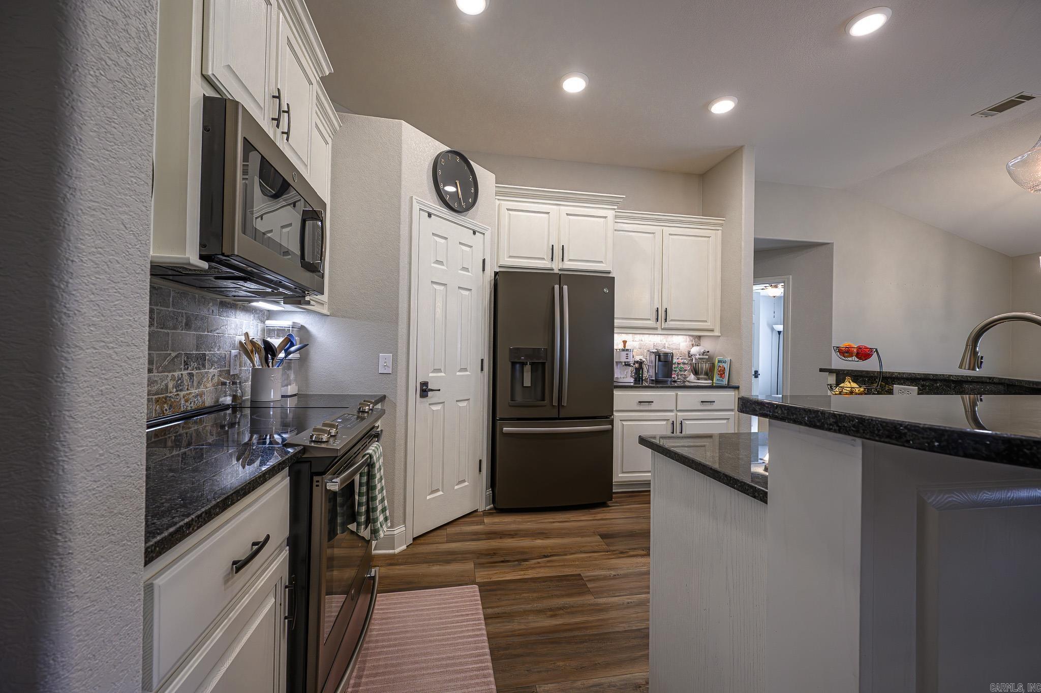 BETHESDA HEIGHTS - Residential