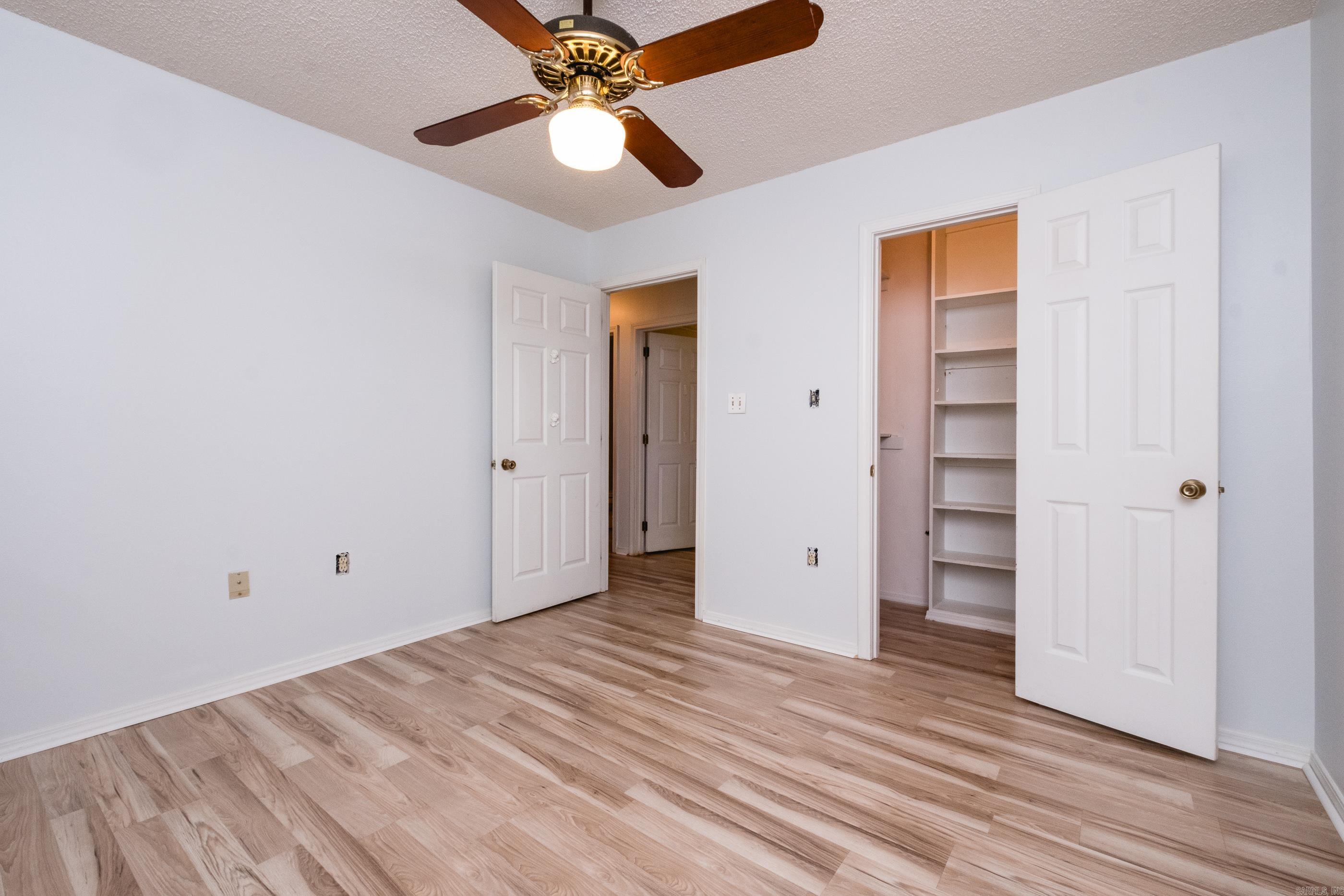 OTTER CREEK COMMUNITY - Residential