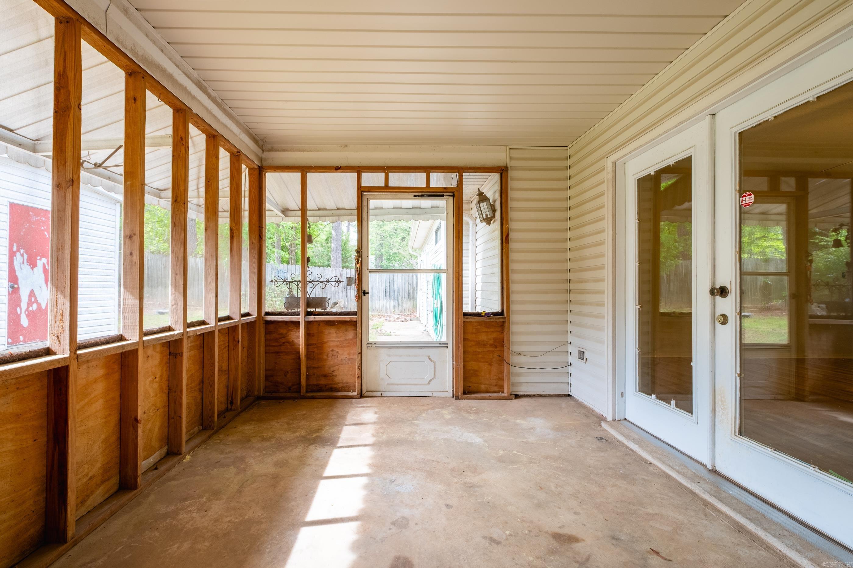 OTTER CREEK COMMUNITY - Residential