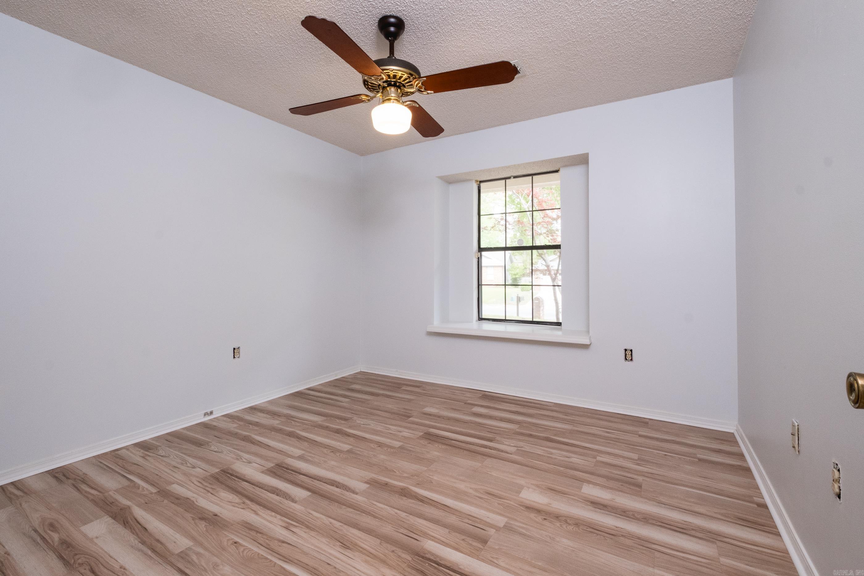 OTTER CREEK COMMUNITY - Residential