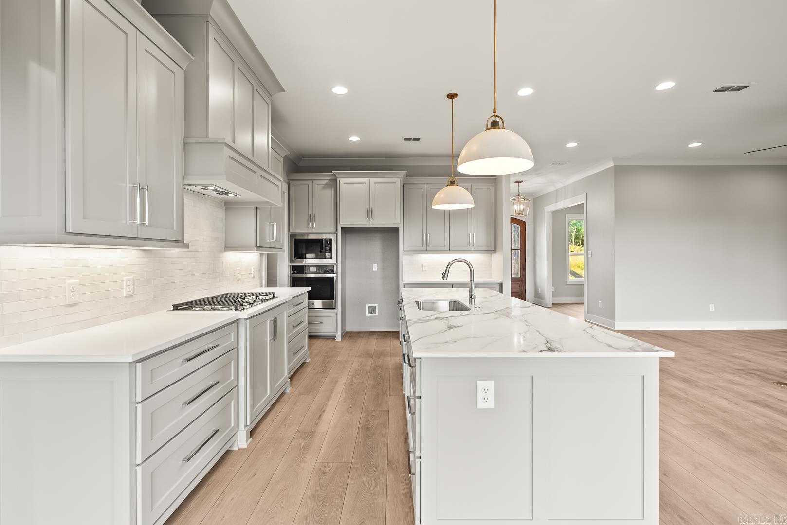 MAUMELLE VALLEY ESTATES - Residential