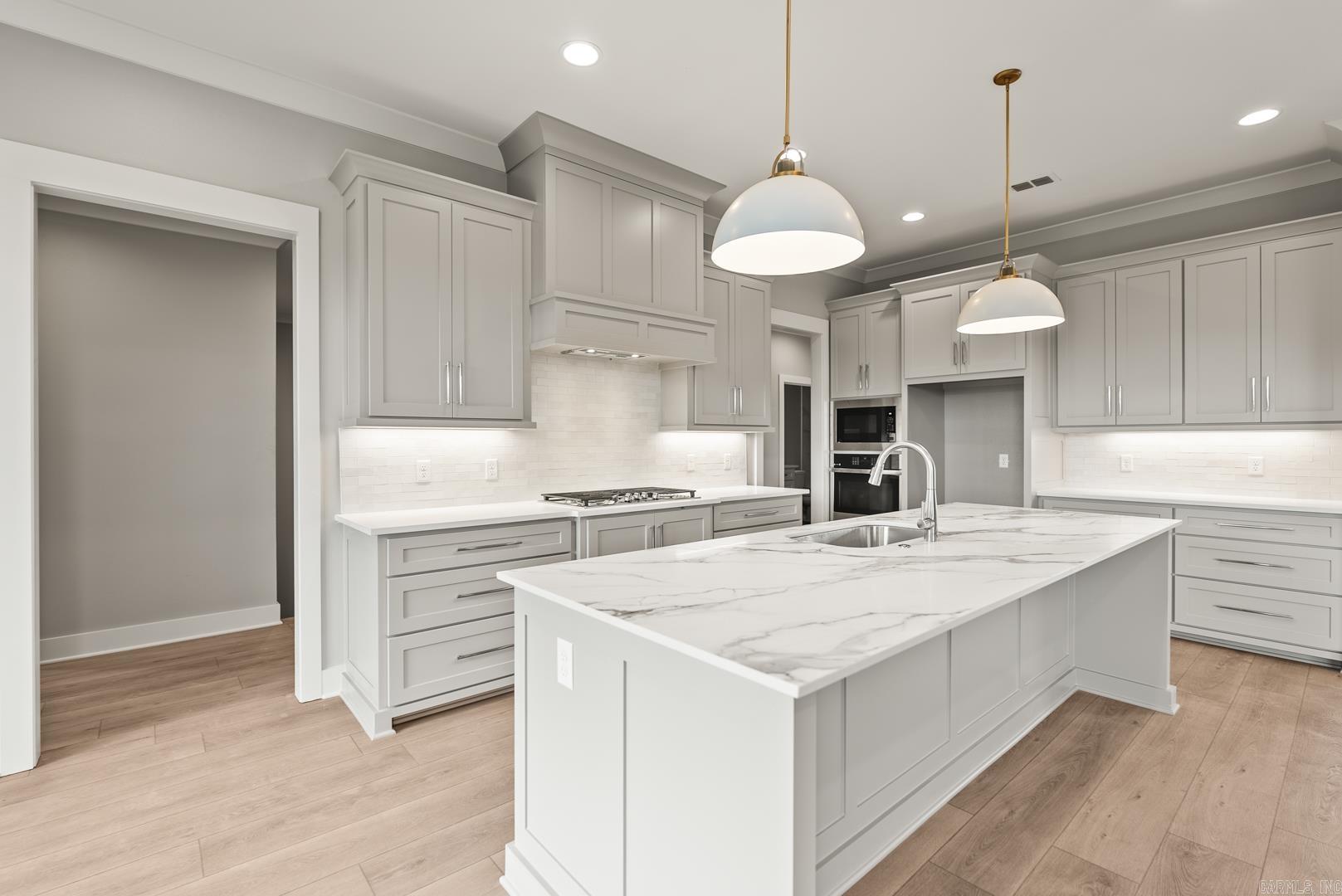 MAUMELLE VALLEY ESTATES - Residential