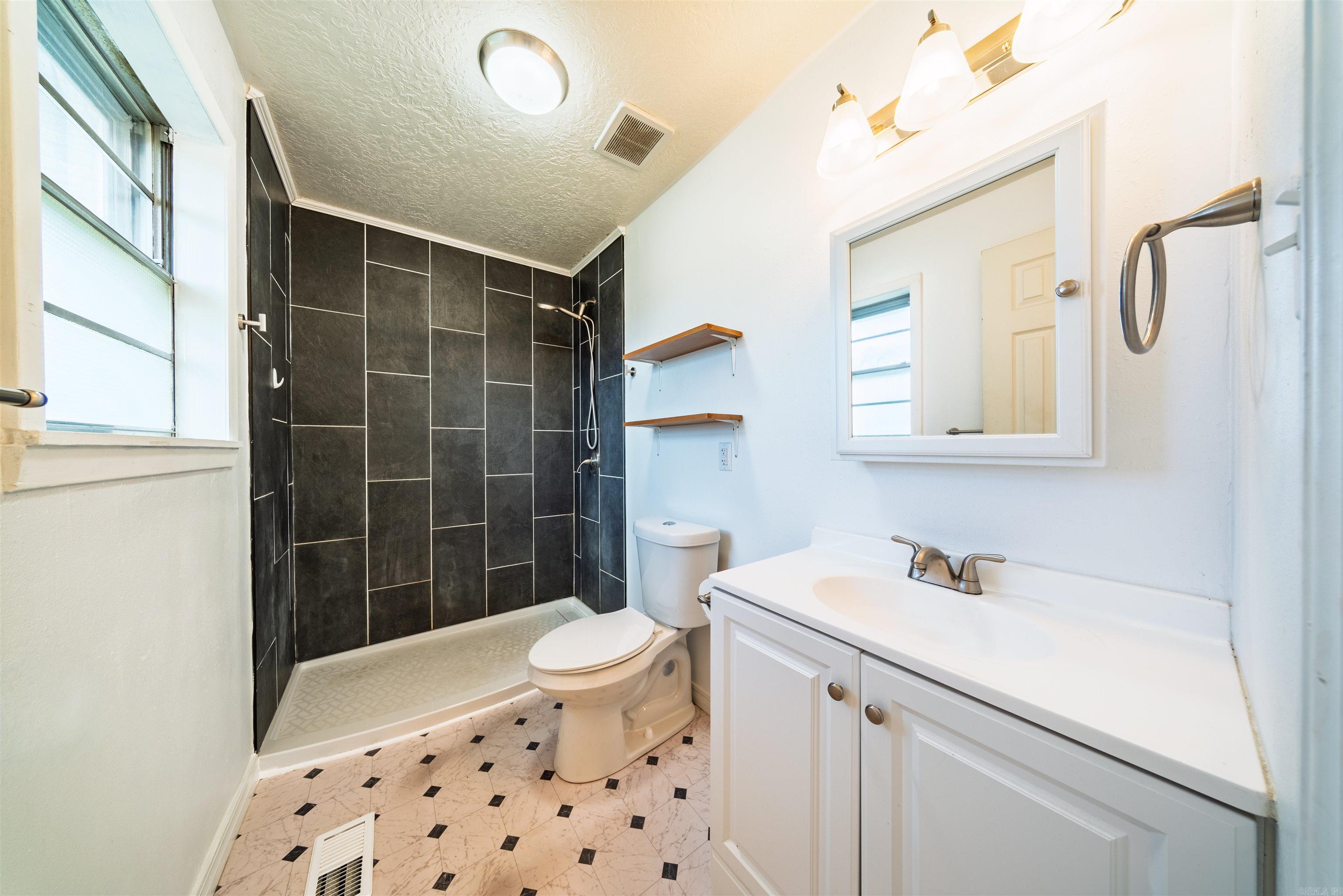 TRAMMELWOOD - Residential