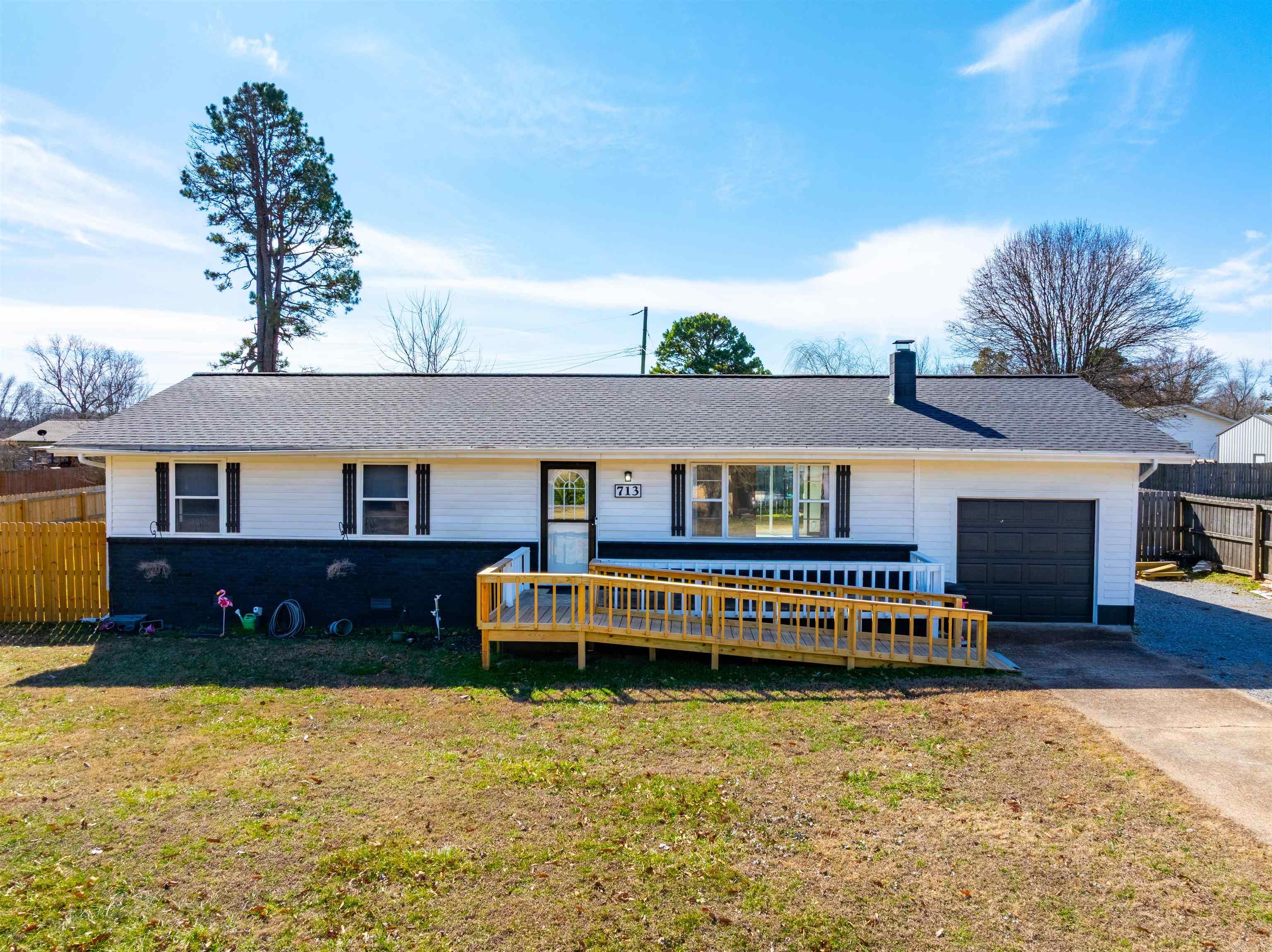 TRAMMELWOOD - Residential