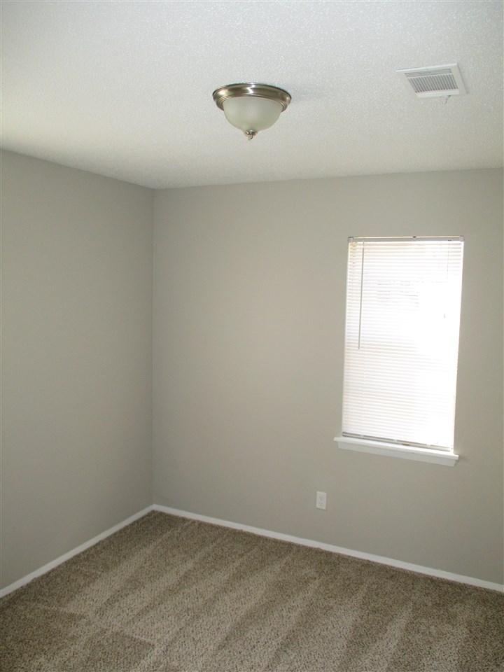 Holly Hill Estates - Residential Lease