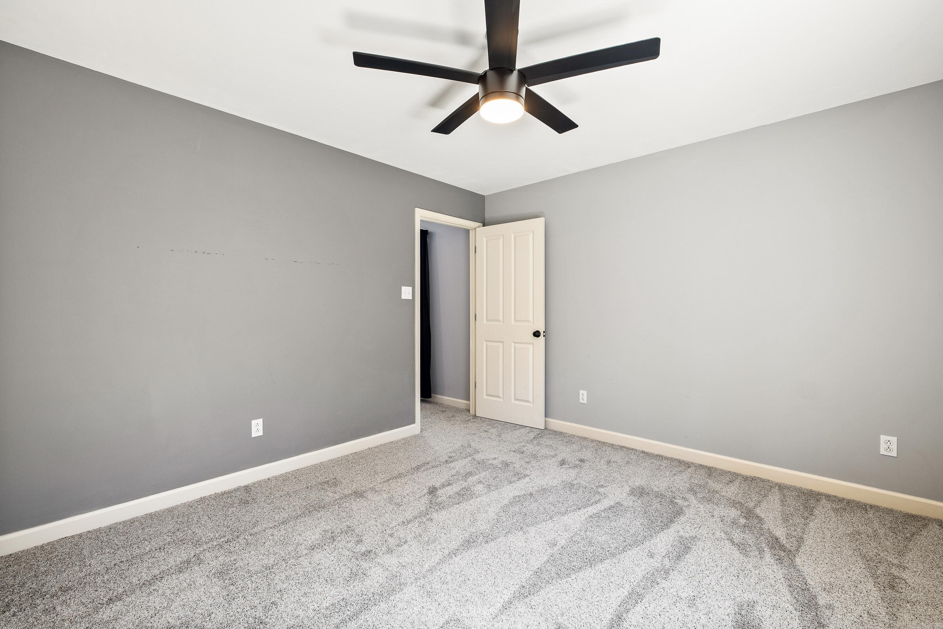 KENTUCKY FOOTHILLS - Residential