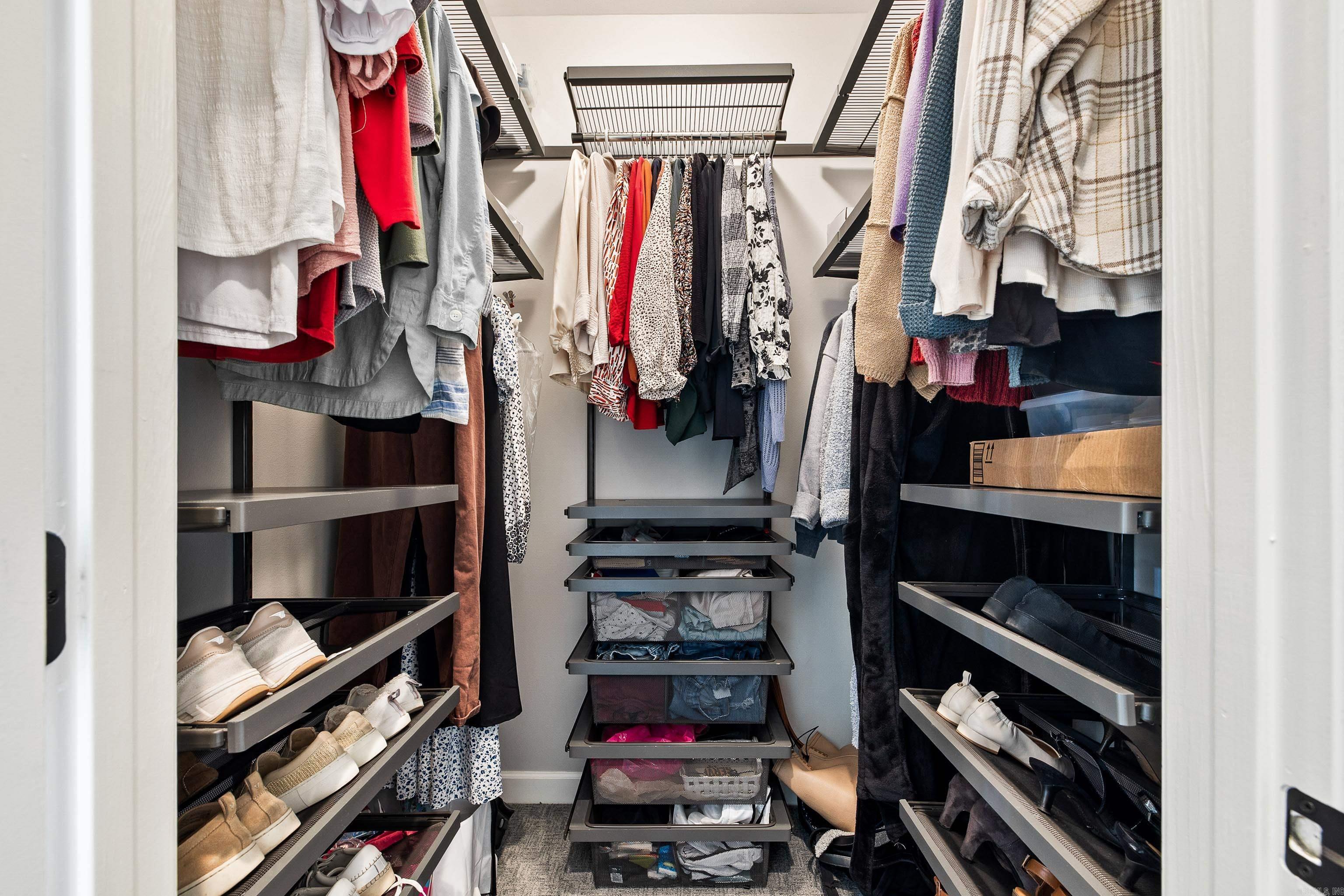 KENTUCKY FOOTHILLS - Residential